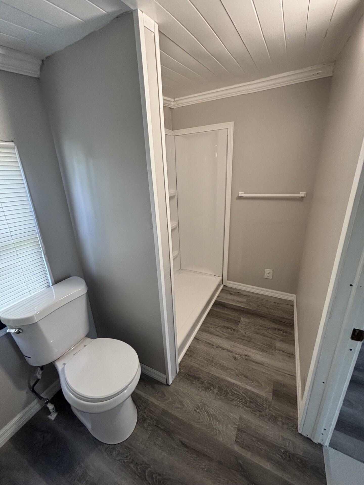 DEERFIELD LAKE MOBILE HOME PARK - Residential