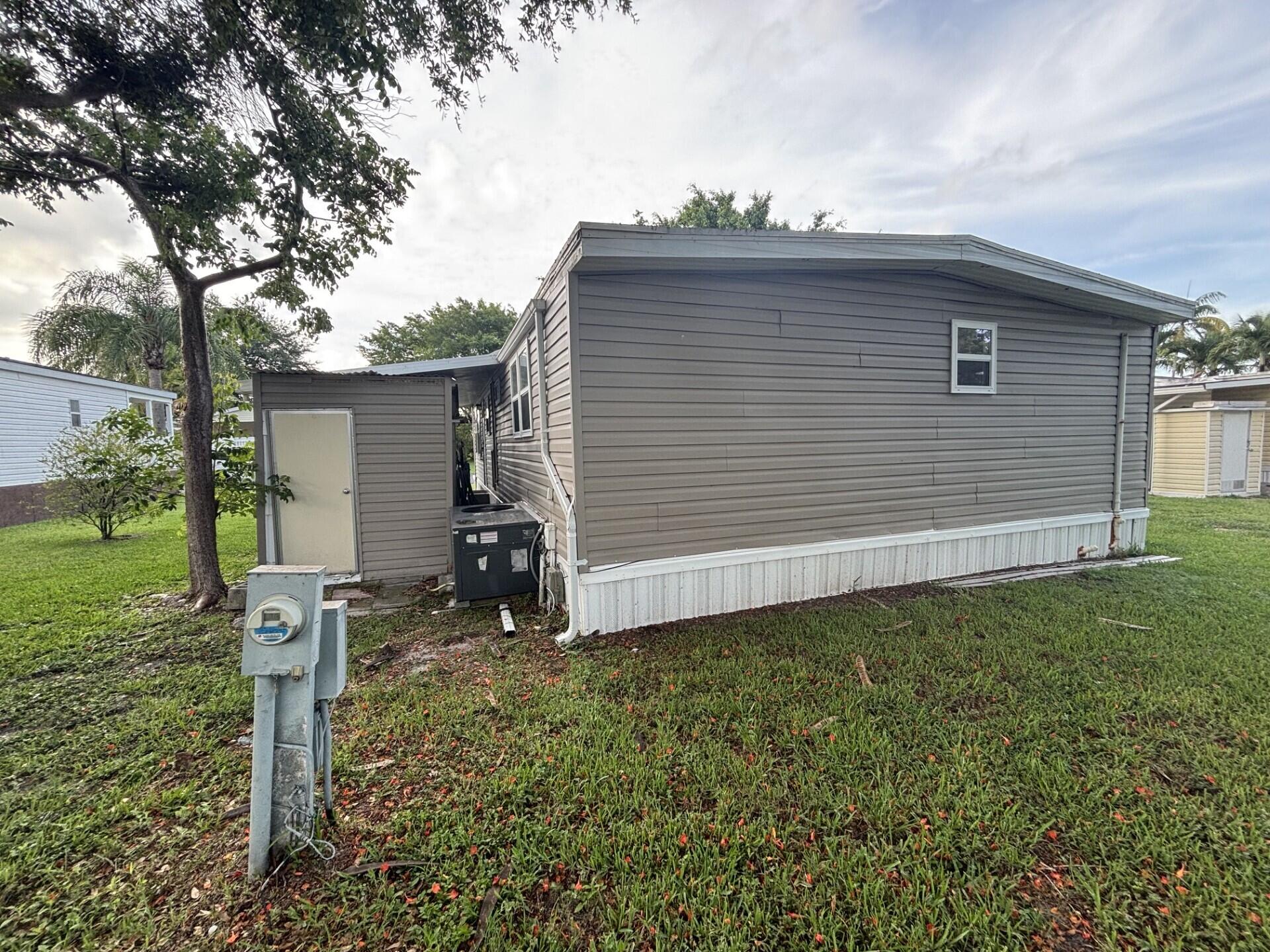 DEERFIELD LAKE MOBILE HOME PARK - Residential