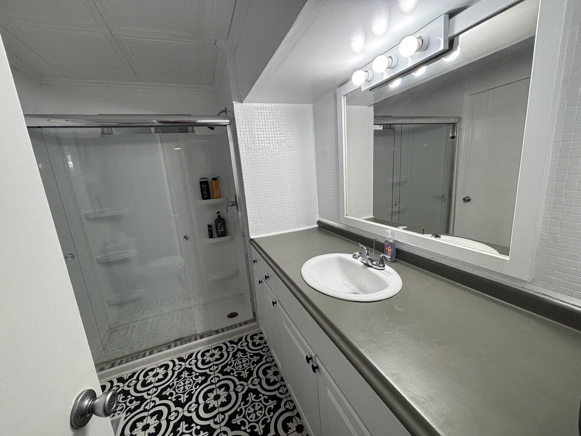 DEERFIELD LAKE MOBILE HOME PARK - Residential