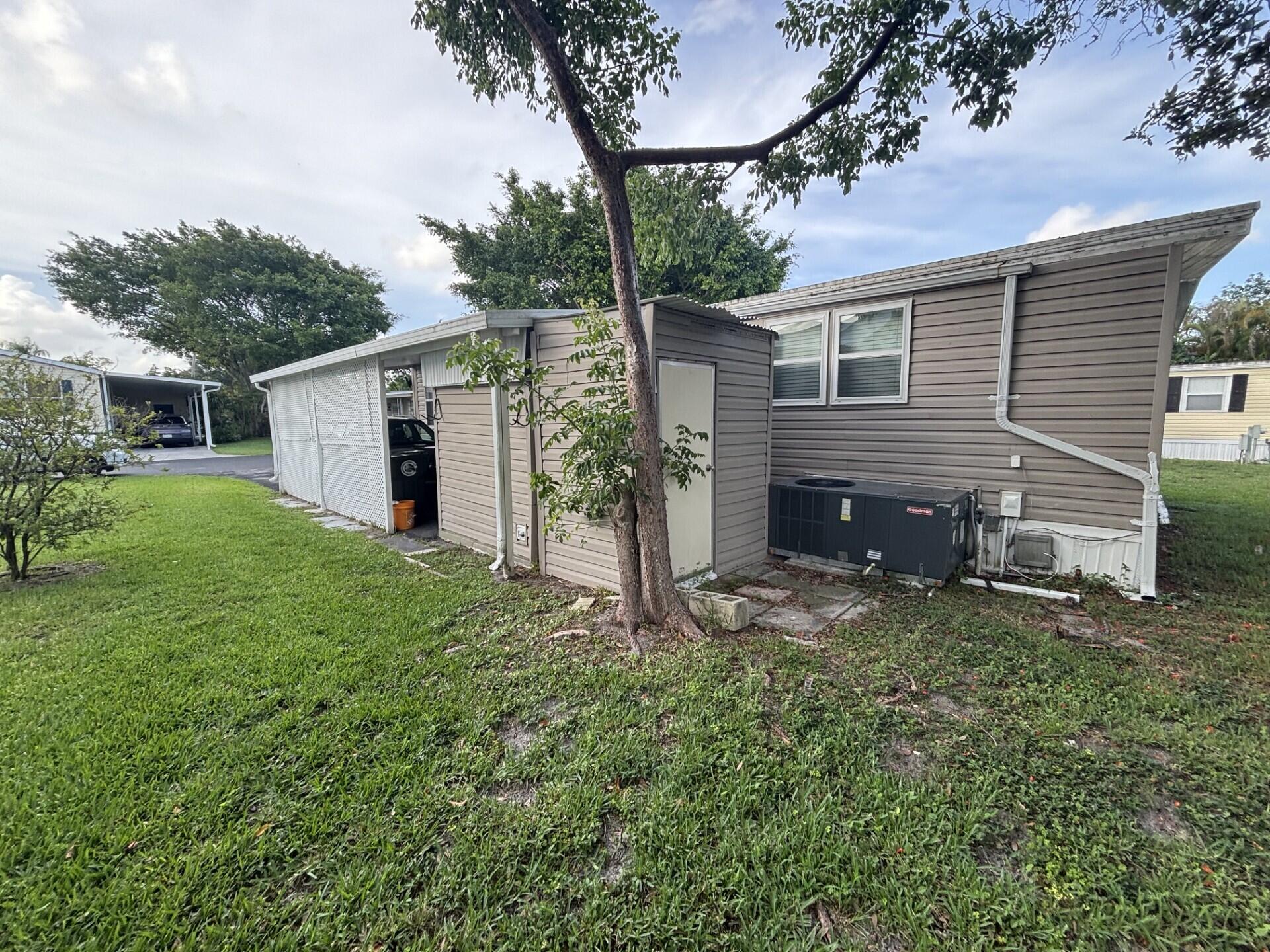 DEERFIELD LAKE MOBILE HOME PARK - Residential