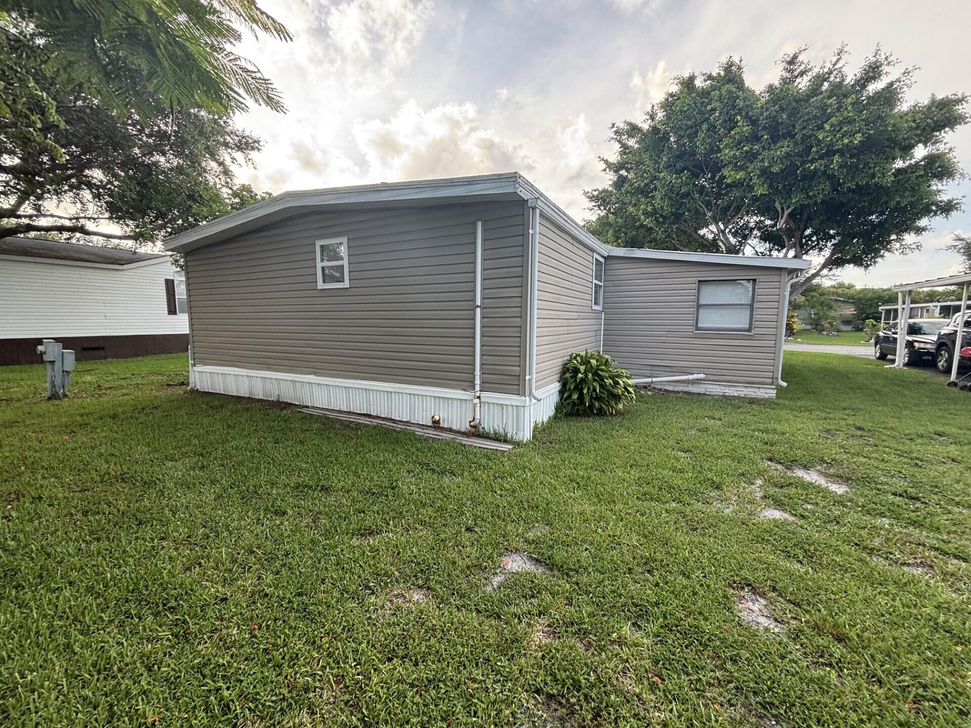 DEERFIELD LAKE MOBILE HOME PARK - Residential