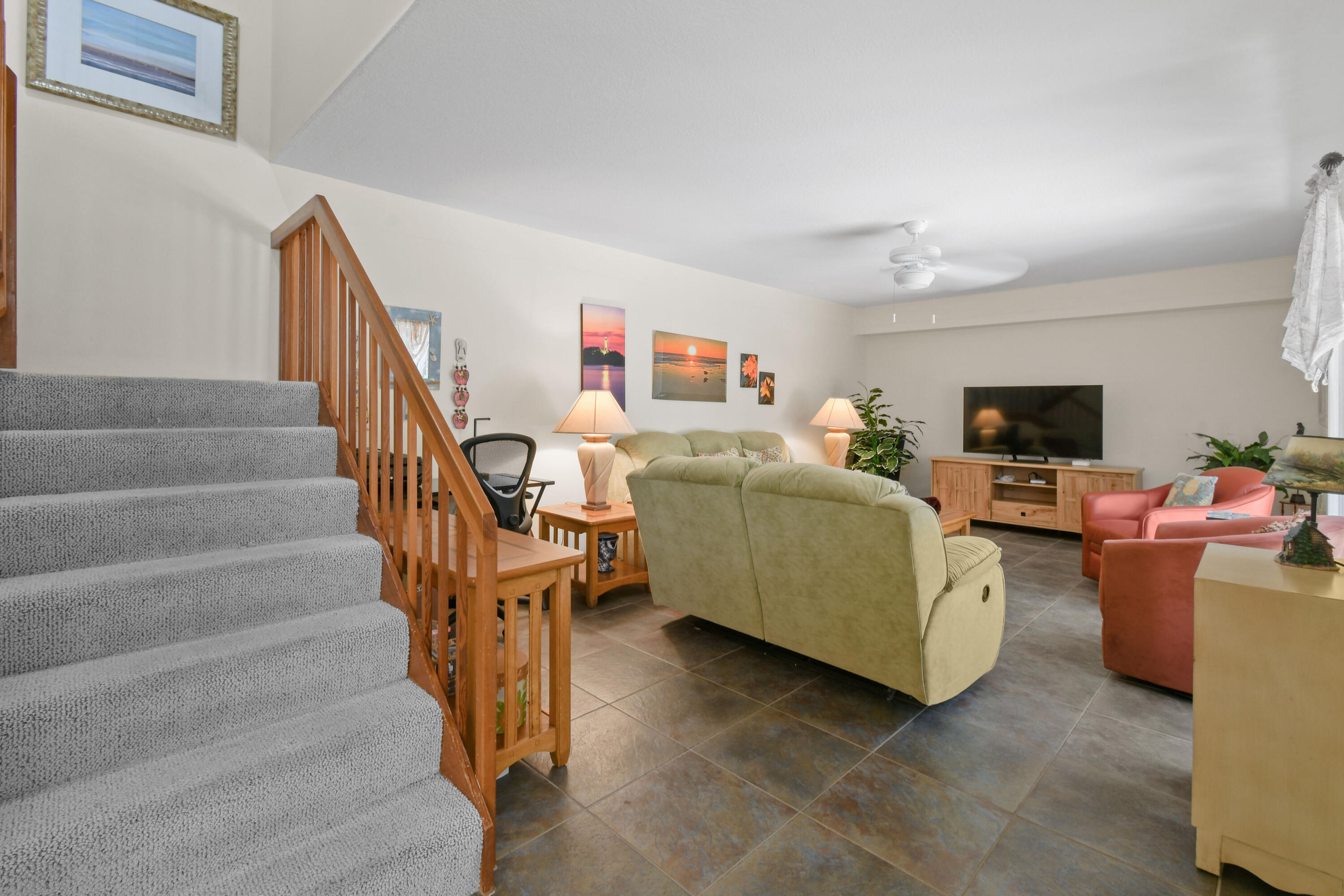 LAKES AT THE BLUFFS - Residential Lease
