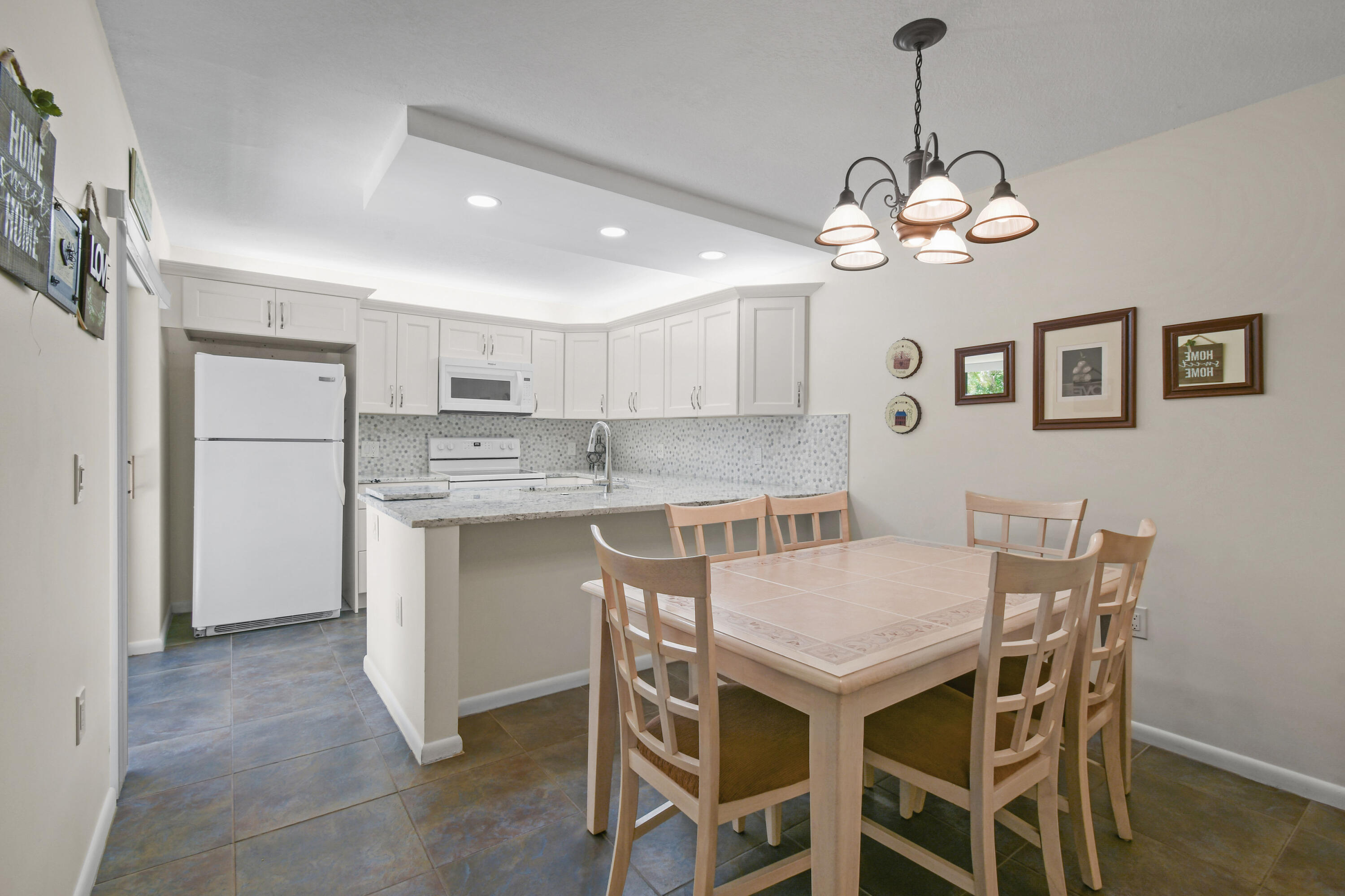LAKES AT THE BLUFFS - Residential Lease