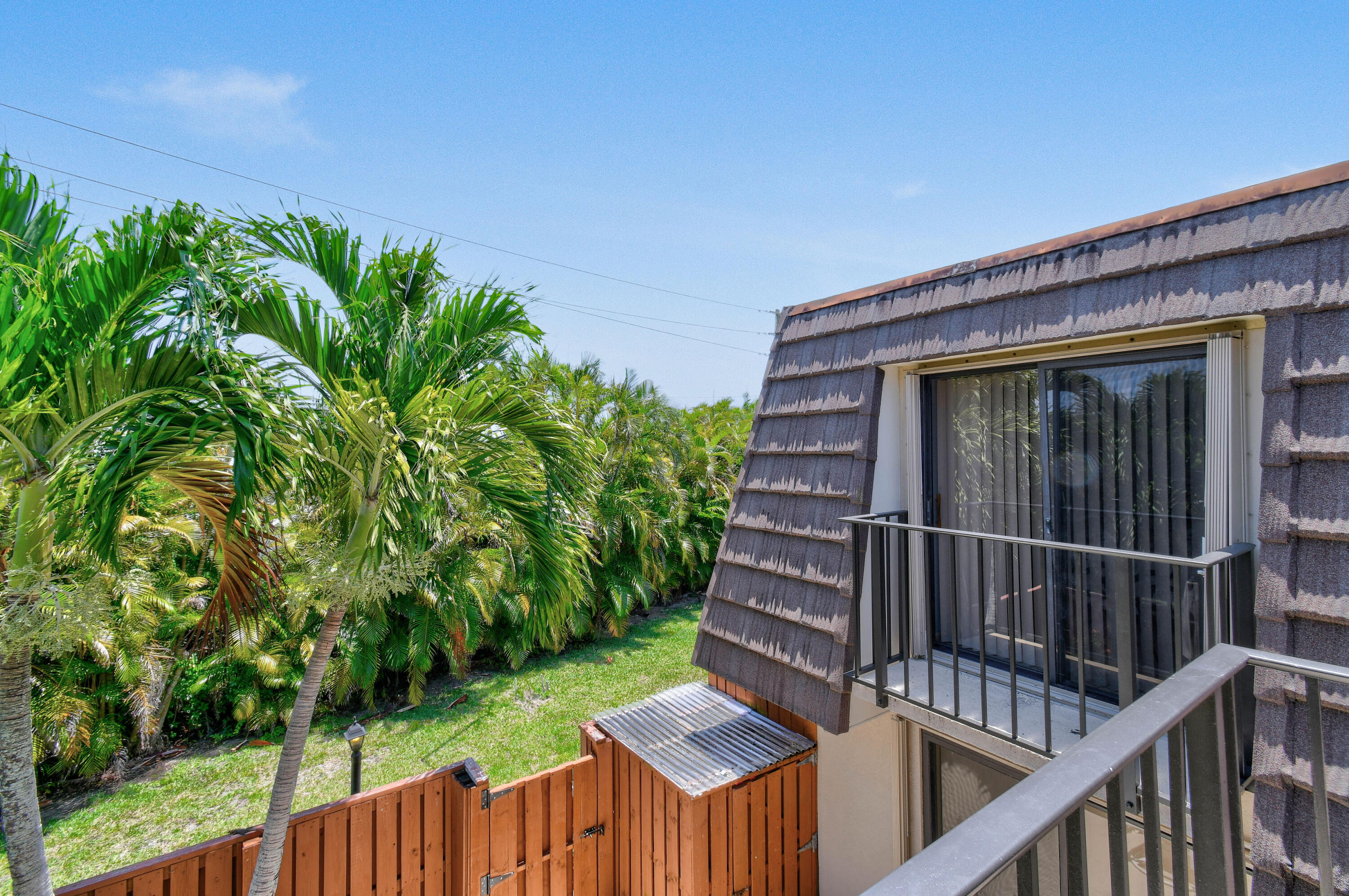 LAKES AT THE BLUFFS - Residential Lease