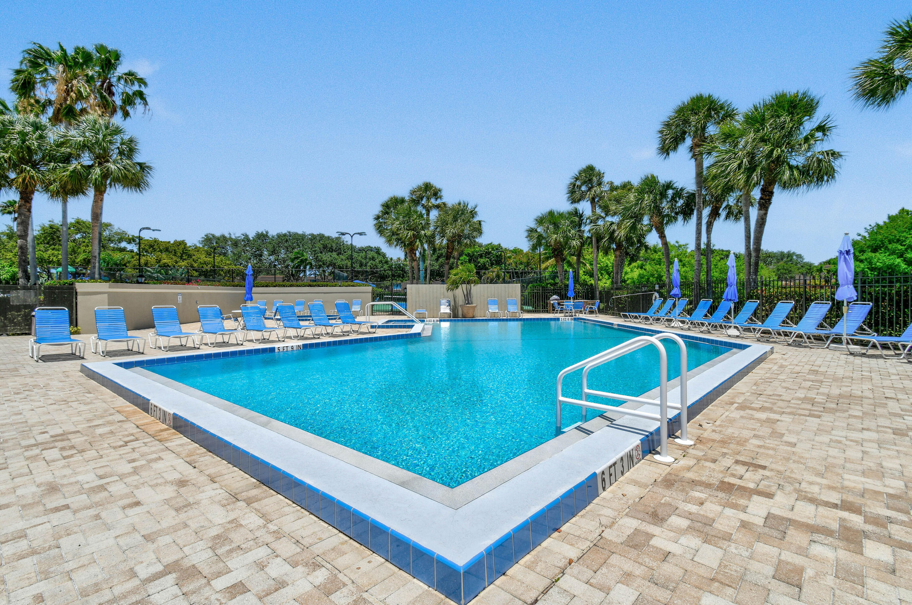 LAKES AT THE BLUFFS - Residential Lease