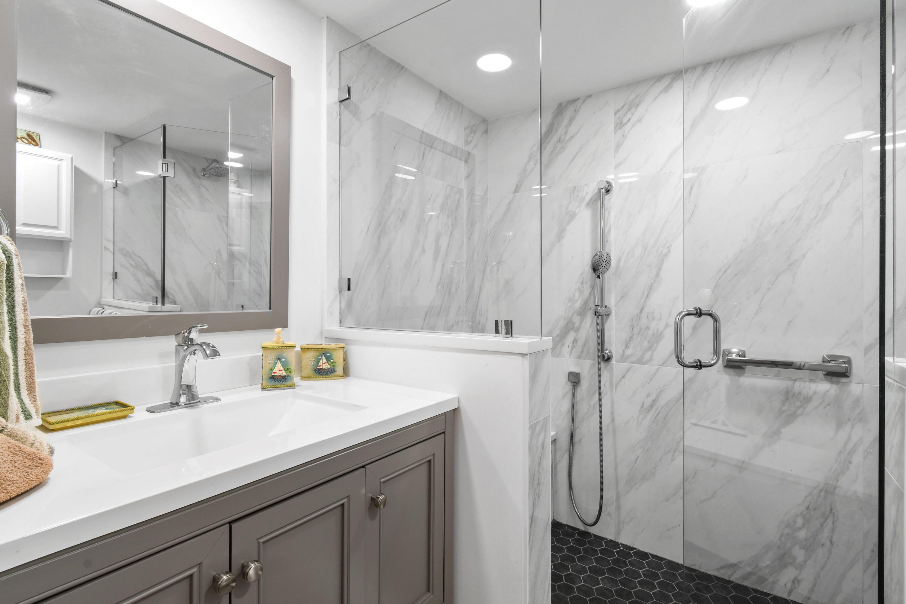 LAKES AT THE BLUFFS - Residential Lease