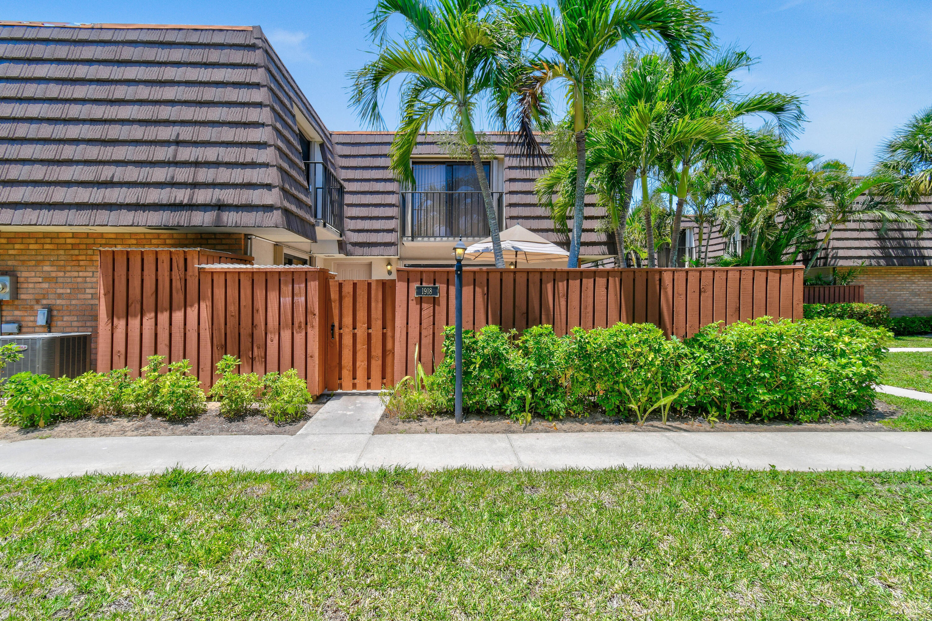LAKES AT THE BLUFFS - Residential Lease