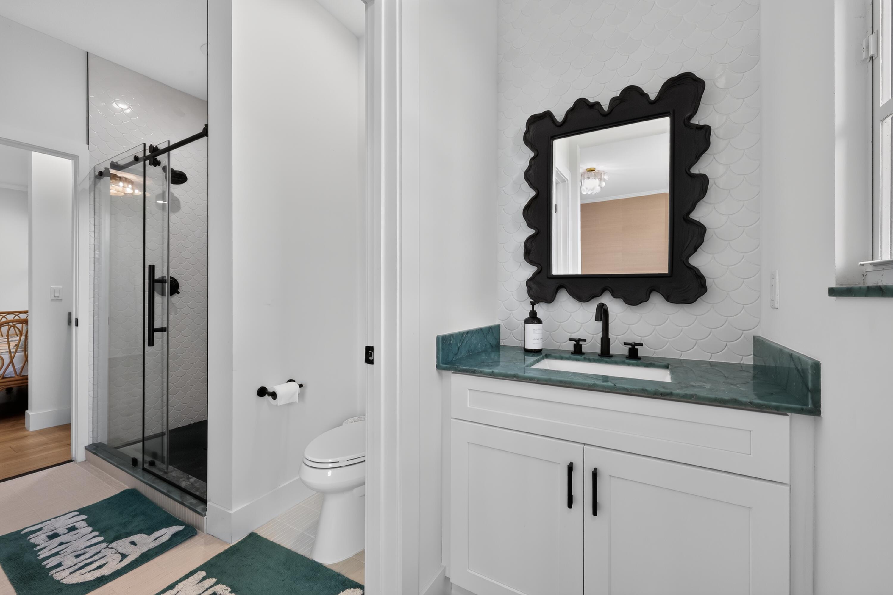 LIMESTONE CAY - Residential