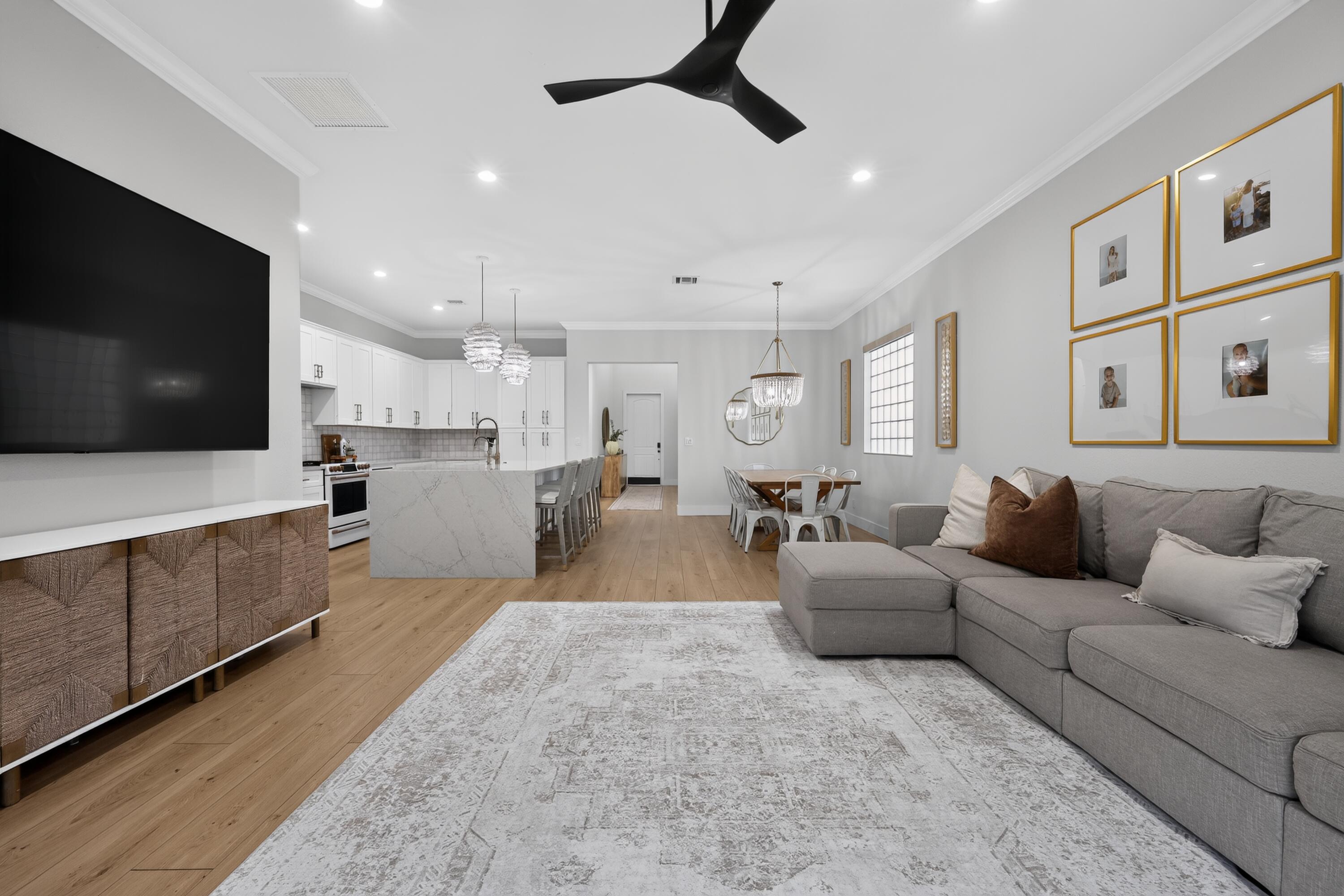 LIMESTONE CAY - Residential