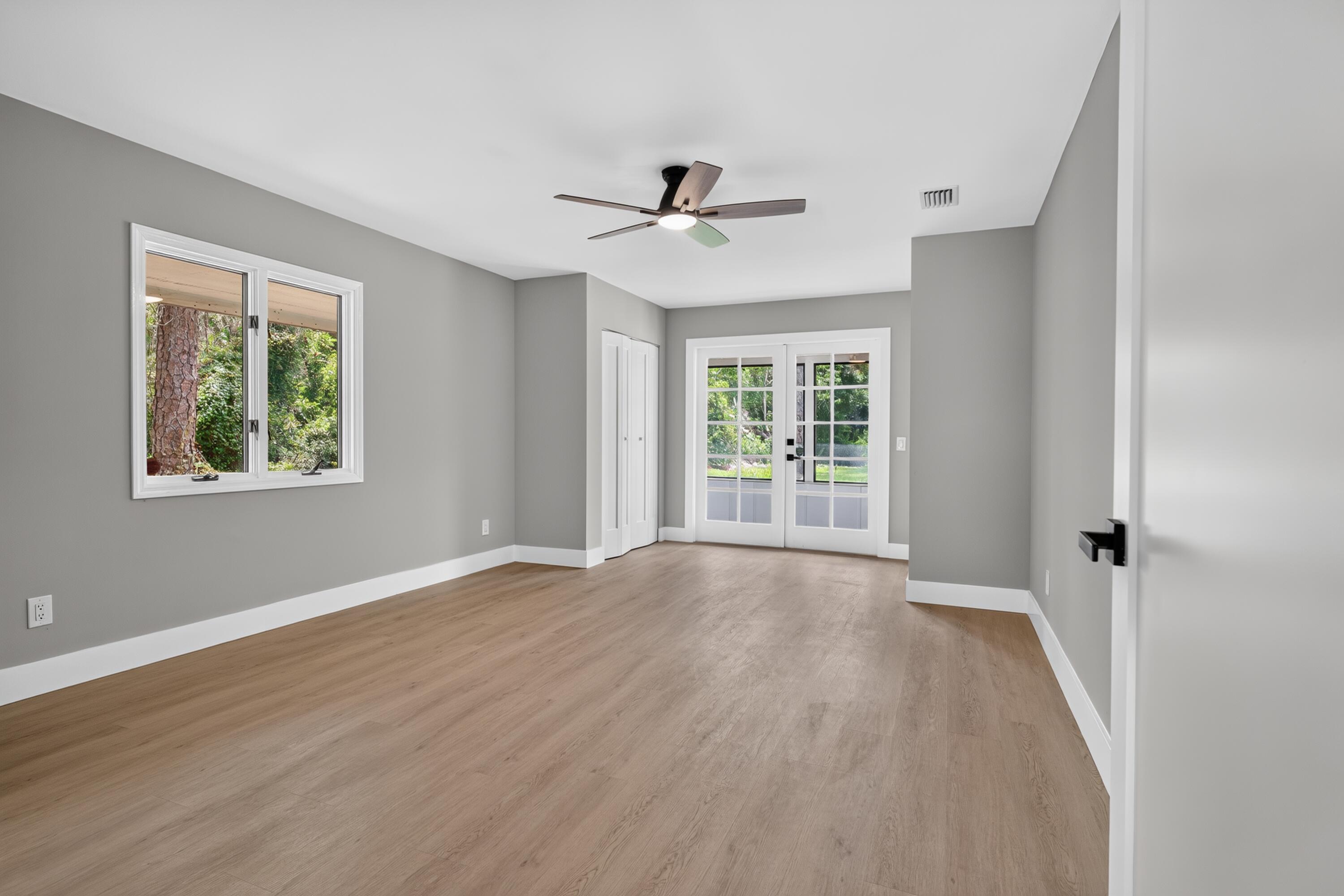 CRANE CREEK COUNTRY CLUB - Residential