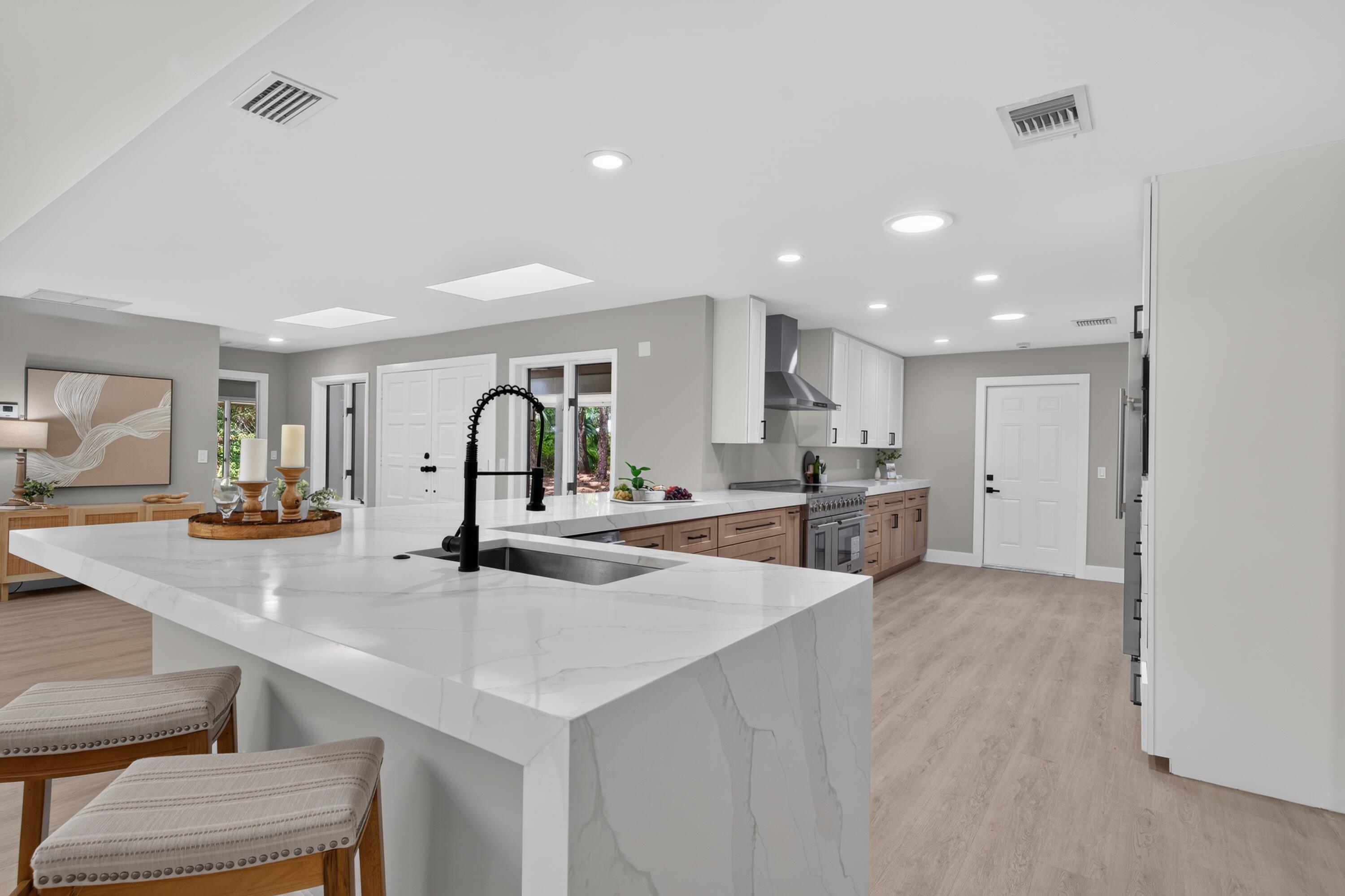 CRANE CREEK COUNTRY CLUB - Residential