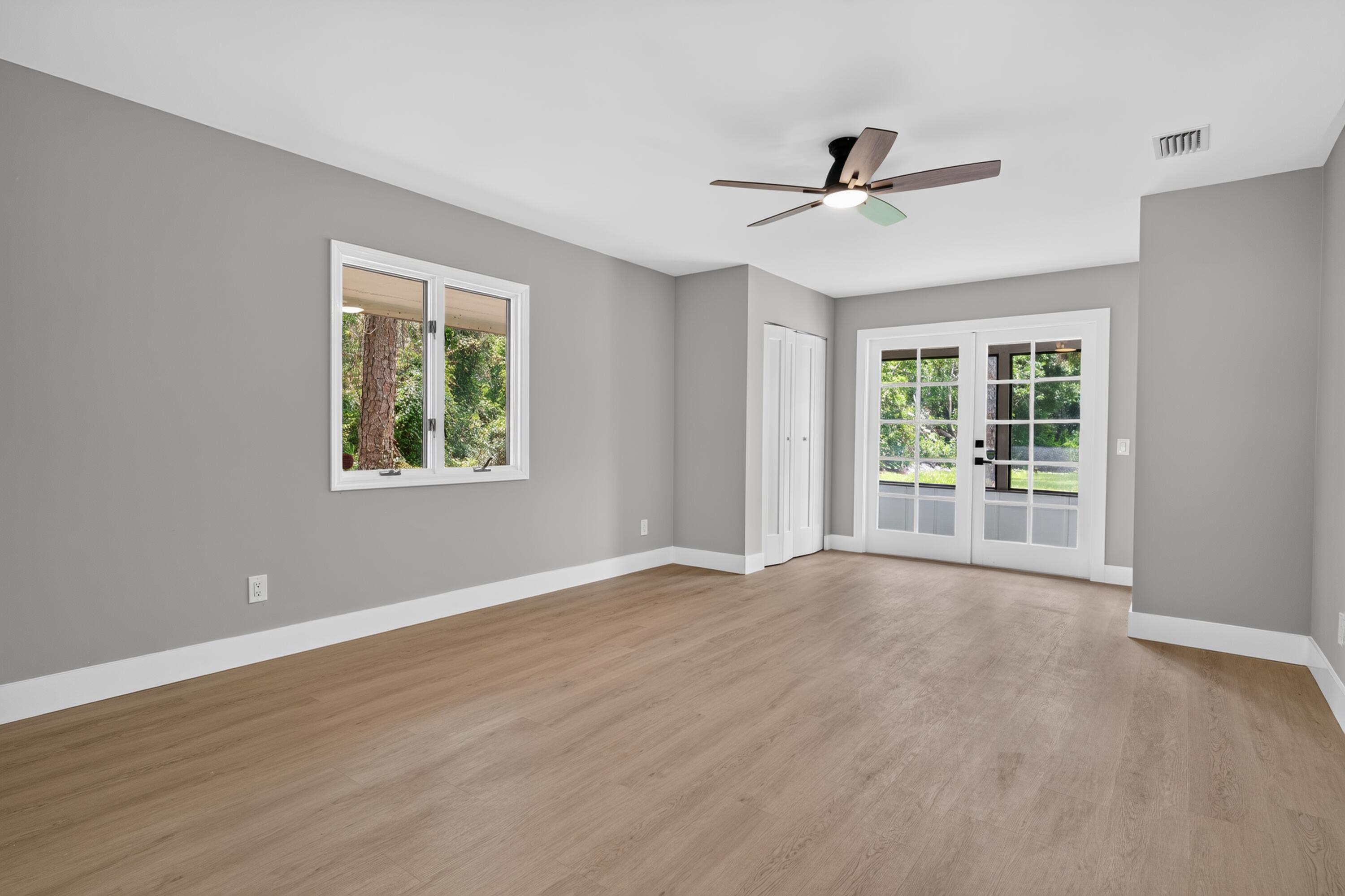 CRANE CREEK COUNTRY CLUB - Residential