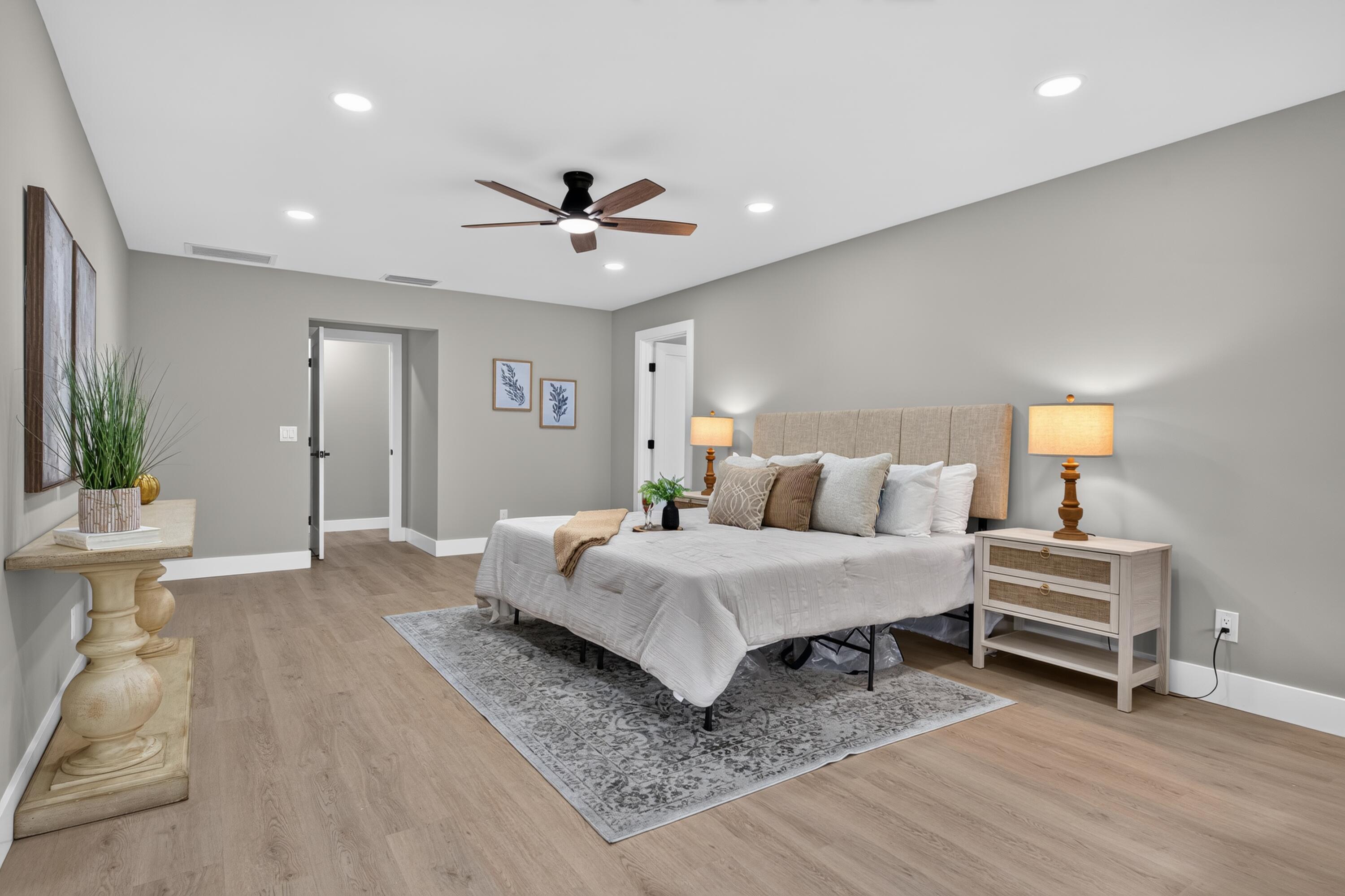 CRANE CREEK COUNTRY CLUB - Residential
