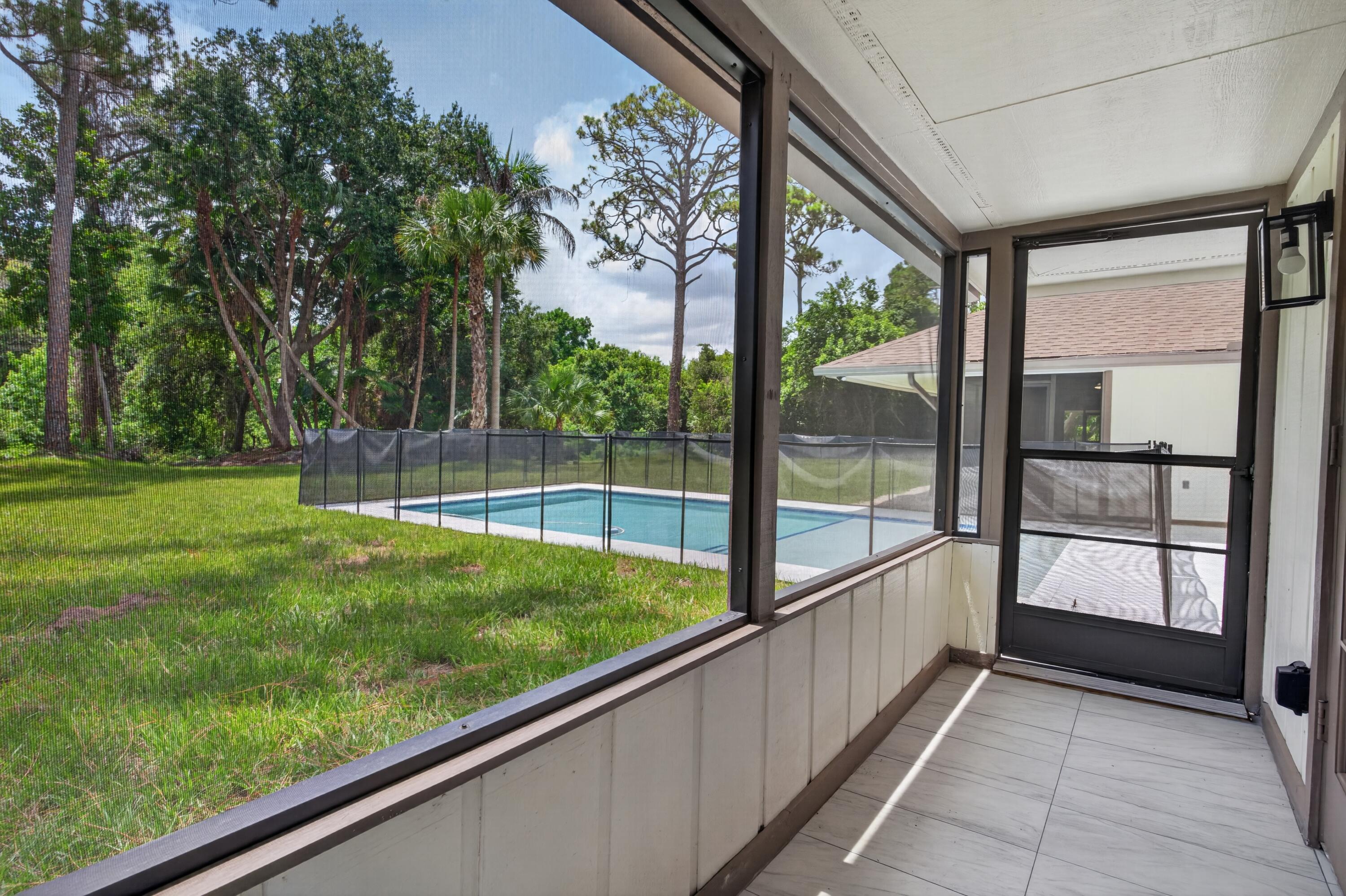 CRANE CREEK COUNTRY CLUB - Residential