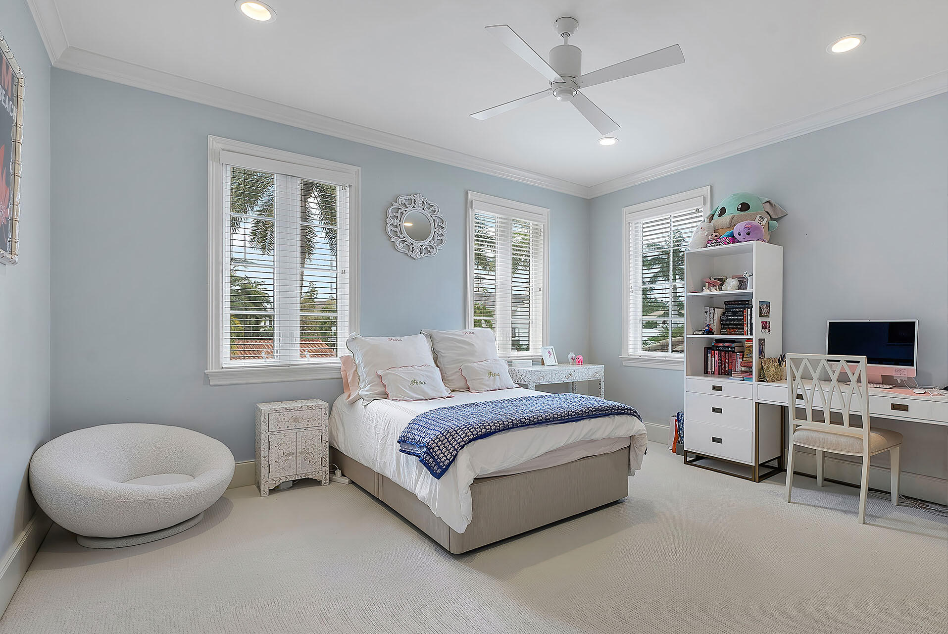 ROYAL PALM YACHT & COUNTRY CLUB - Residential