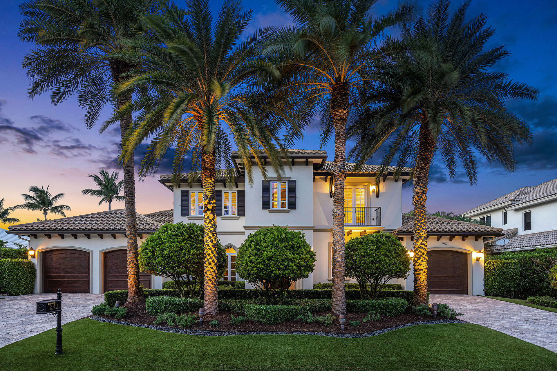ROYAL PALM YACHT & COUNTRY CLUB - Residential