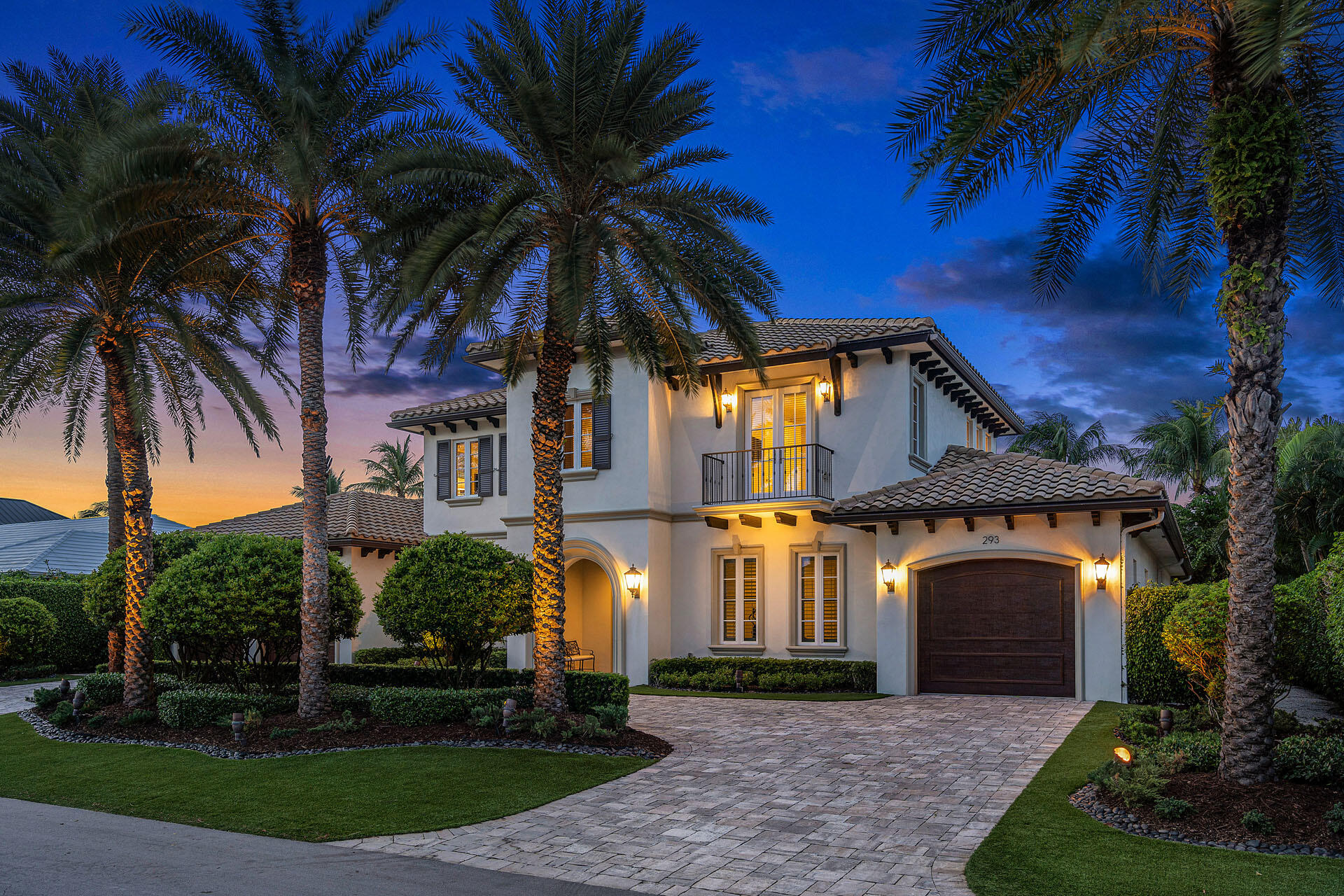 ROYAL PALM YACHT & COUNTRY CLUB - Residential