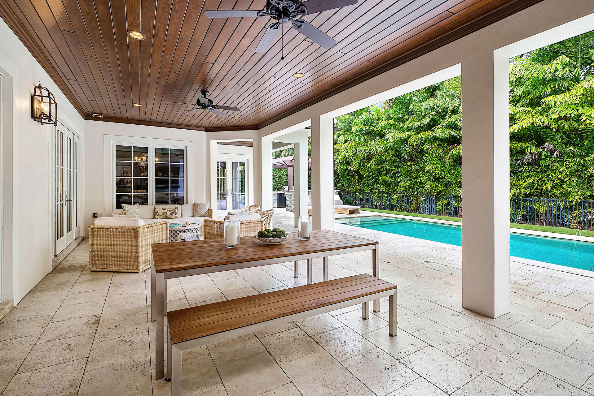 ROYAL PALM YACHT & COUNTRY CLUB - Residential