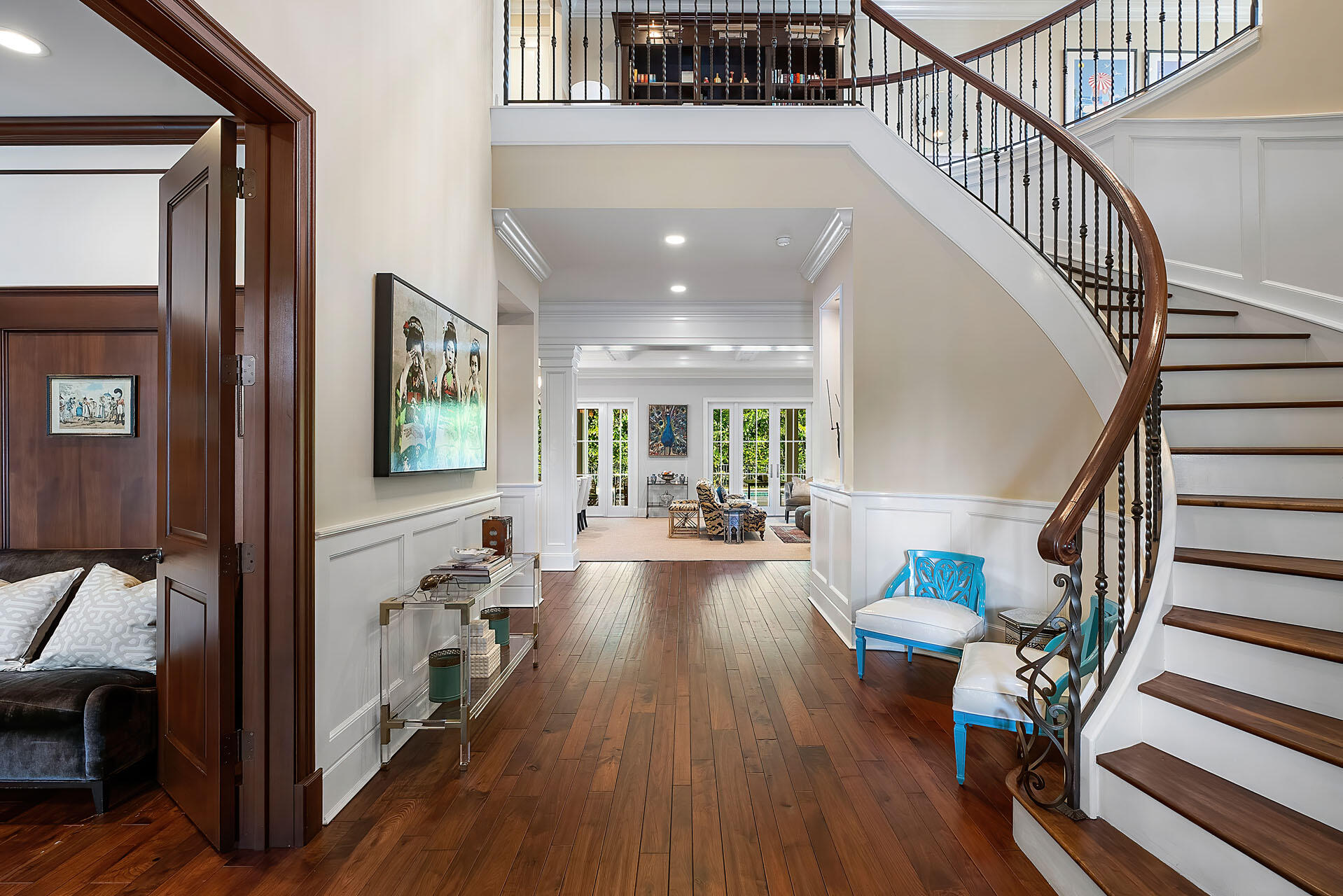 ROYAL PALM YACHT & COUNTRY CLUB - Residential