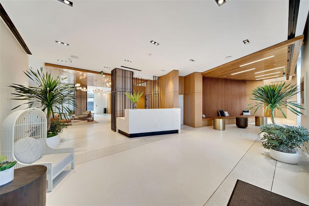 FLAMINGO SOUTH BEACH I CONDO - Residential Lease