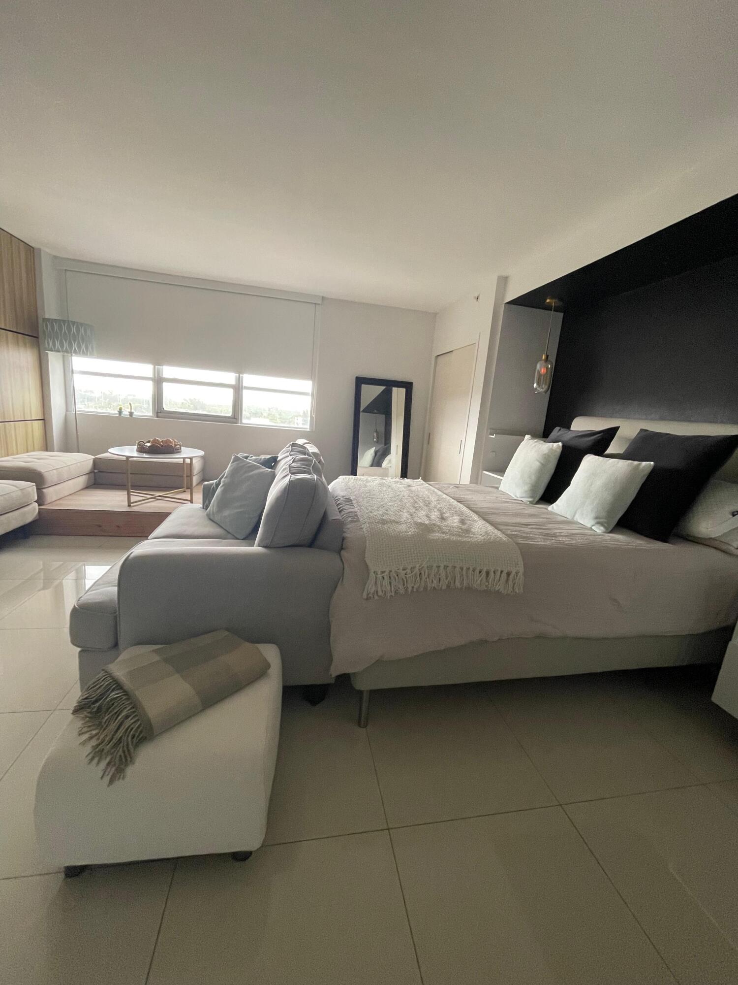 FLAMINGO SOUTH BEACH I CONDO - Residential Lease