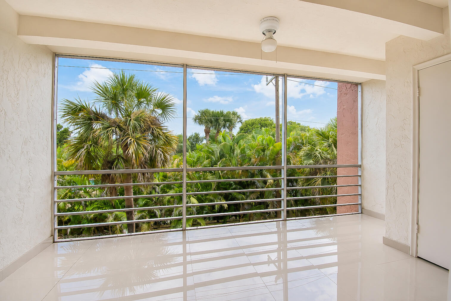 BOCA ENTRADA 1 condo unit  305 - Residential Lease