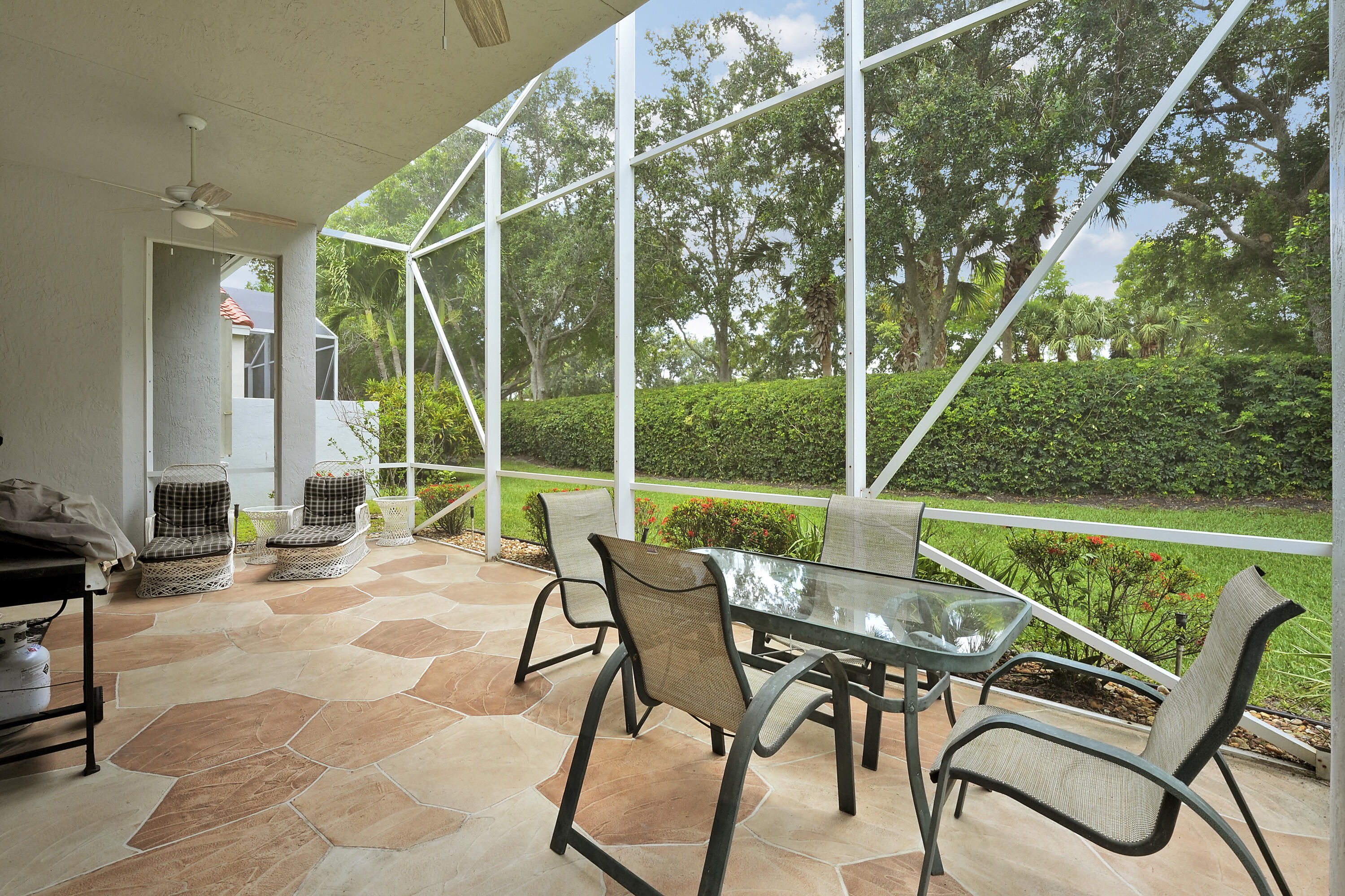 TOWNE PARK TR IA - Residential