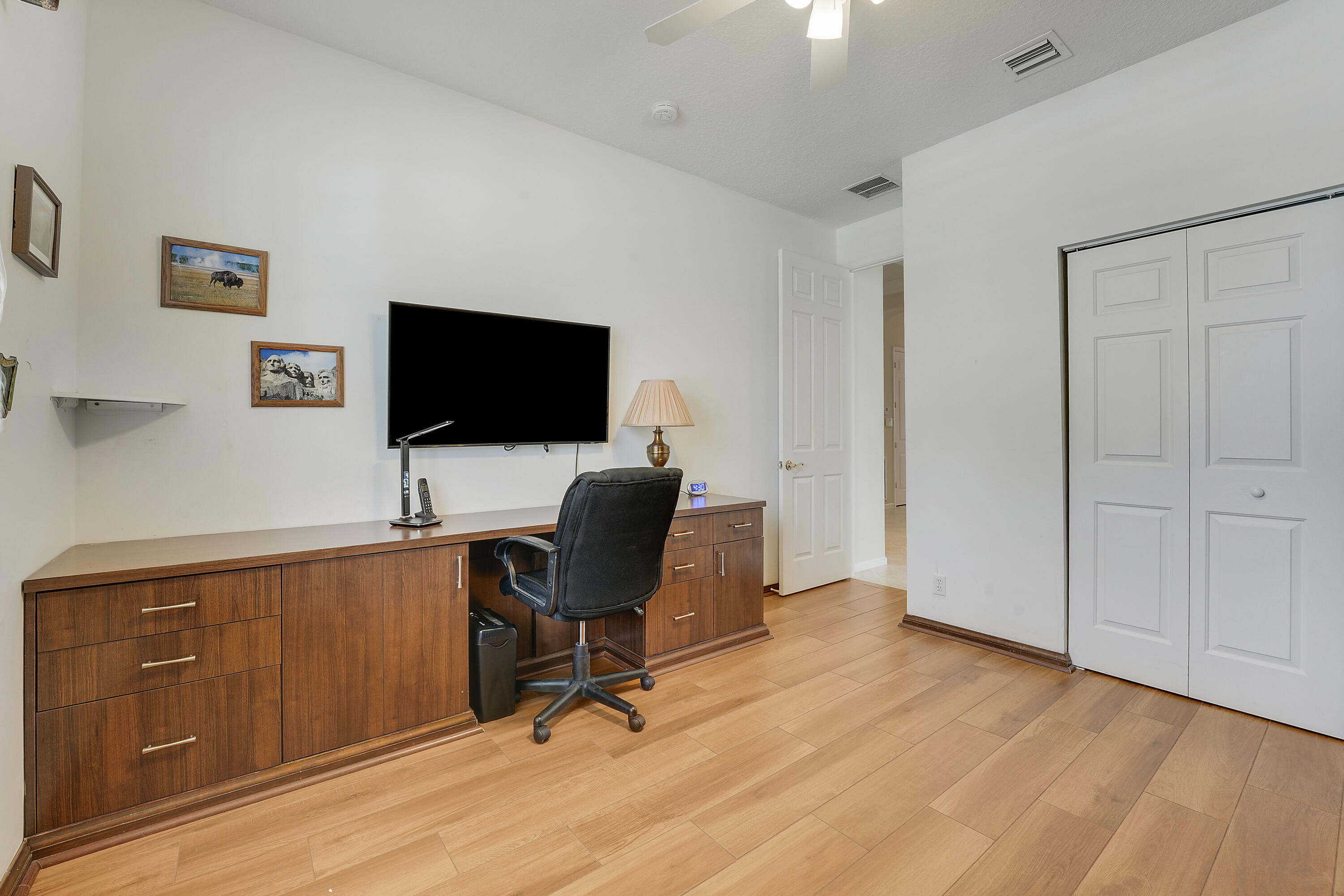 TOWNE PARK TR IA - Residential