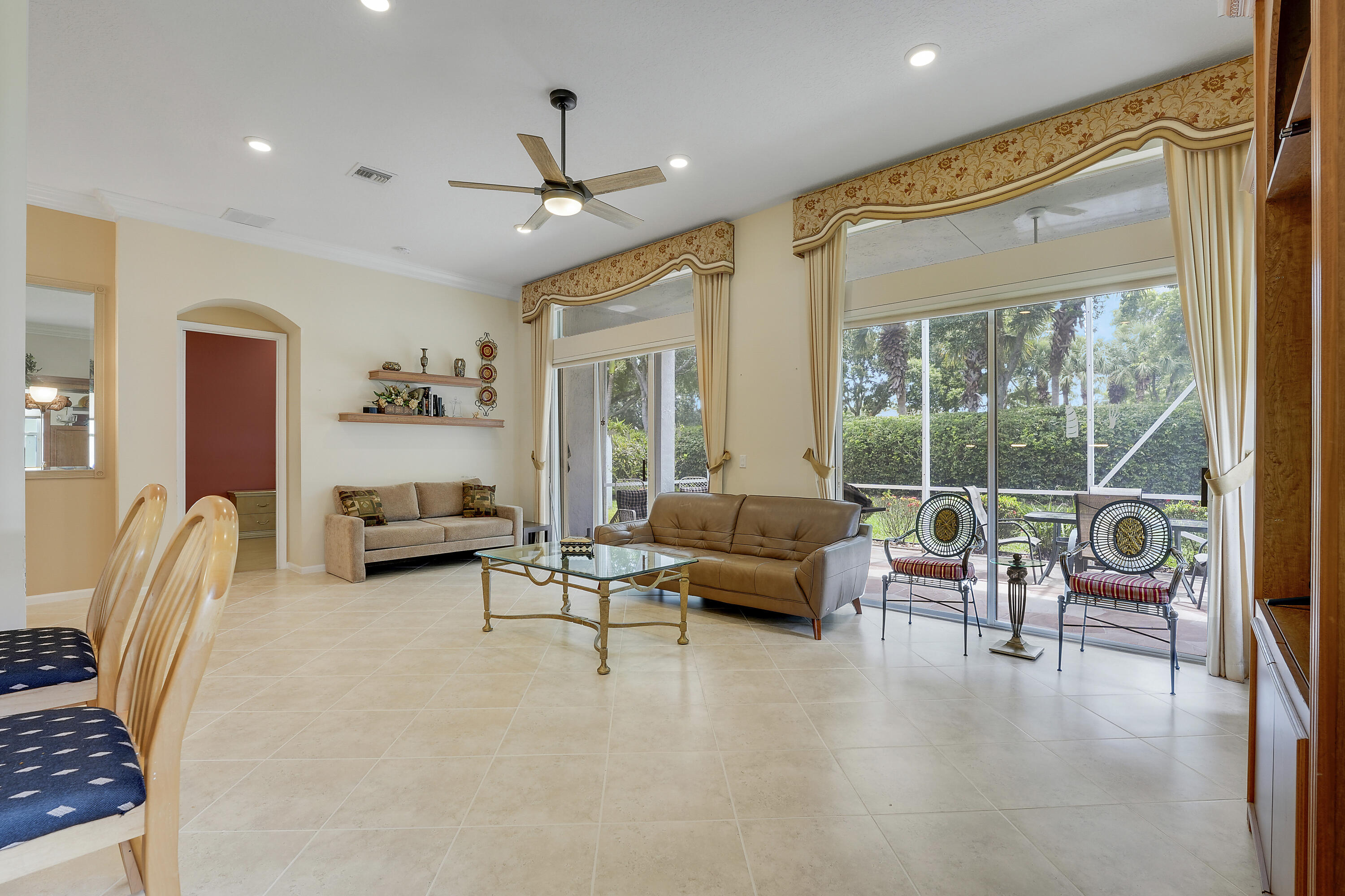 TOWNE PARK TR IA - Residential