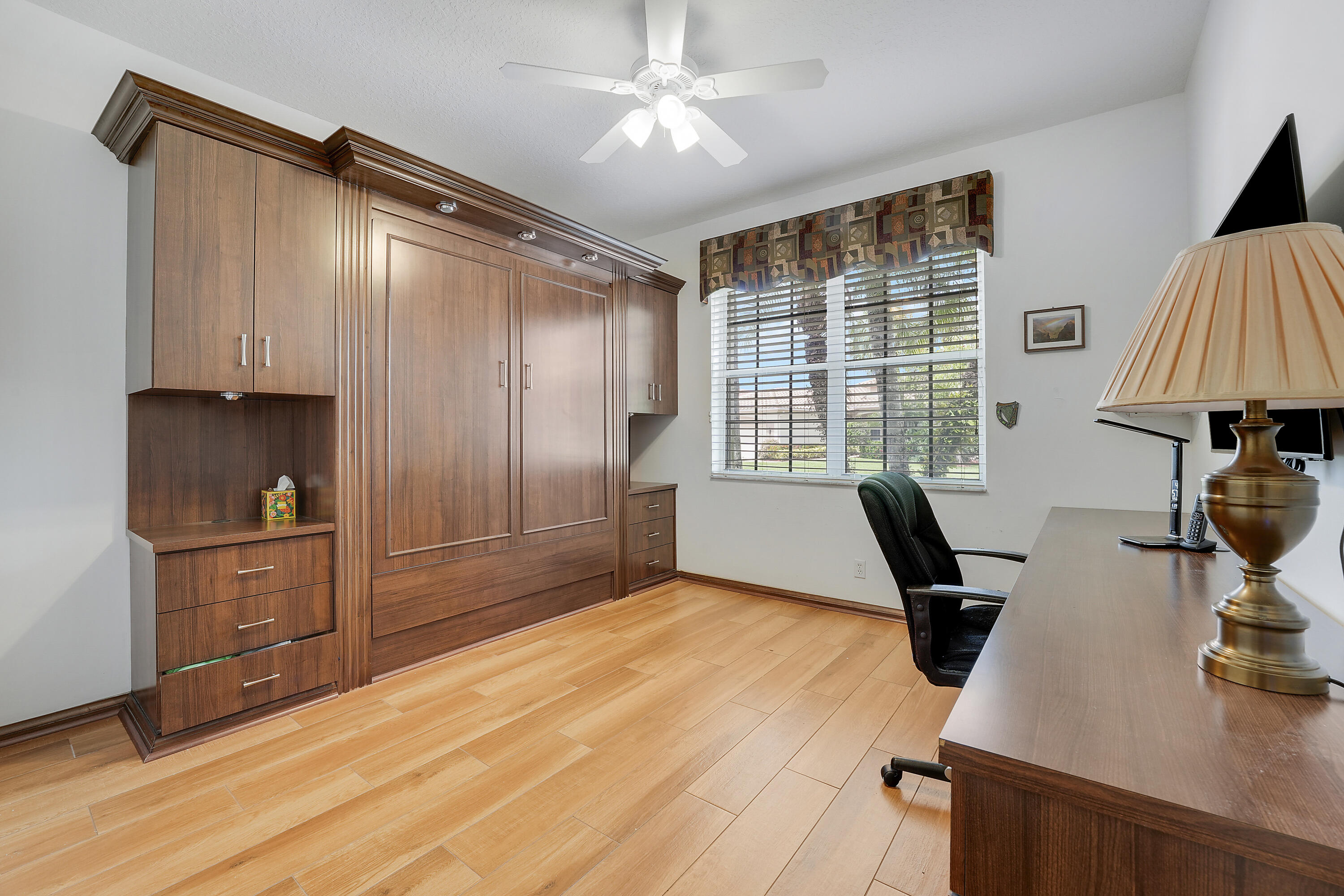 TOWNE PARK TR IA - Residential