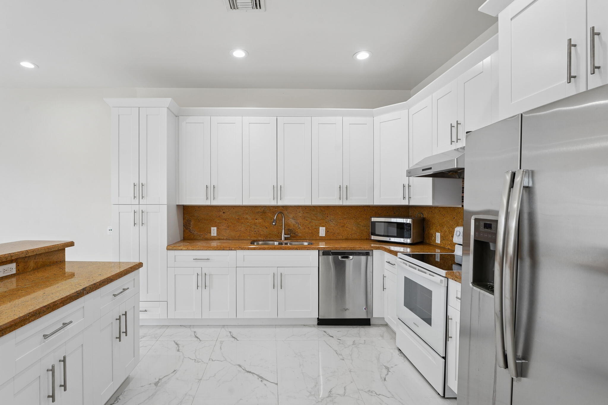 Tarpon River - Residential Lease
