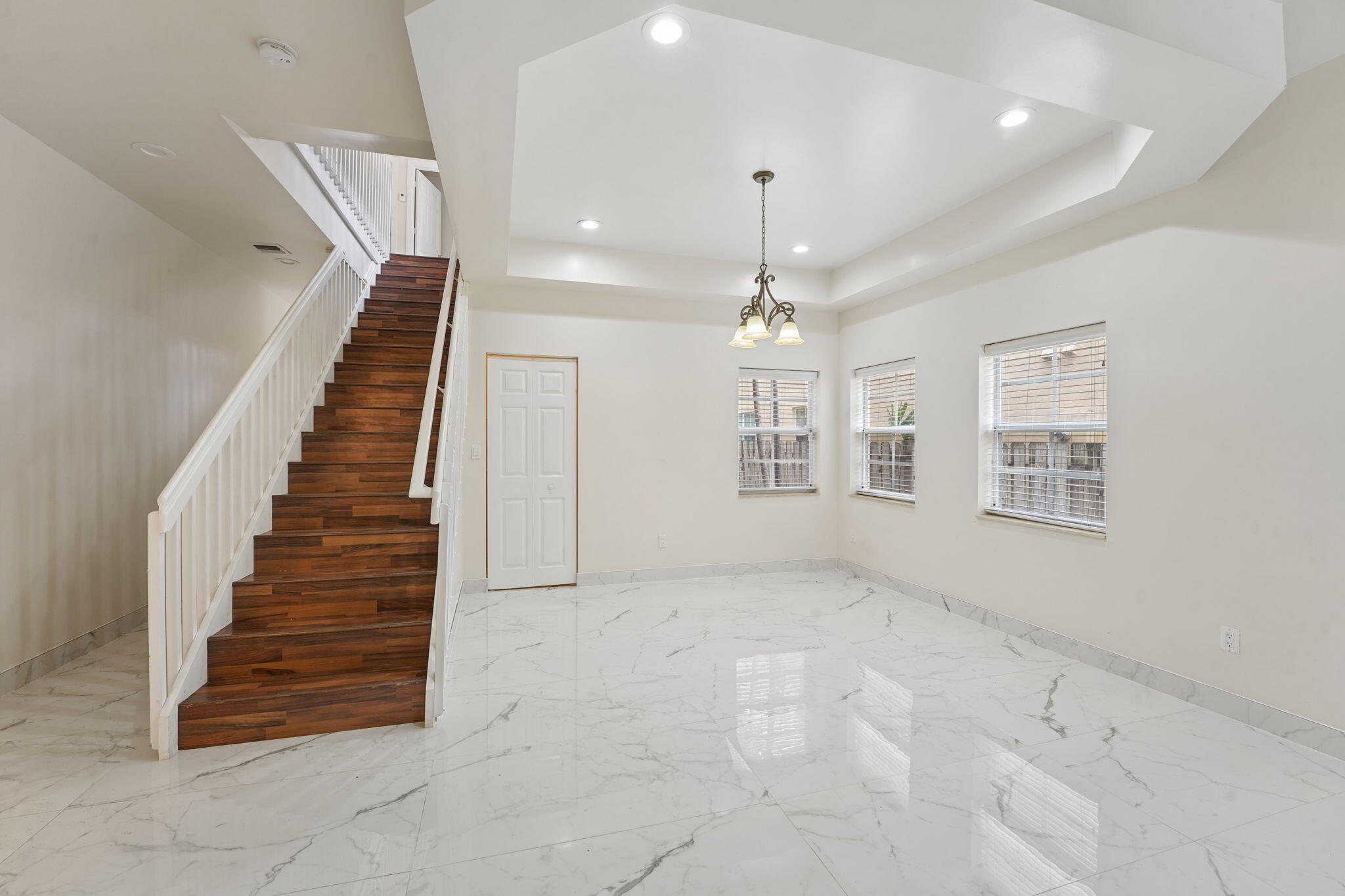 Tarpon River - Residential Lease