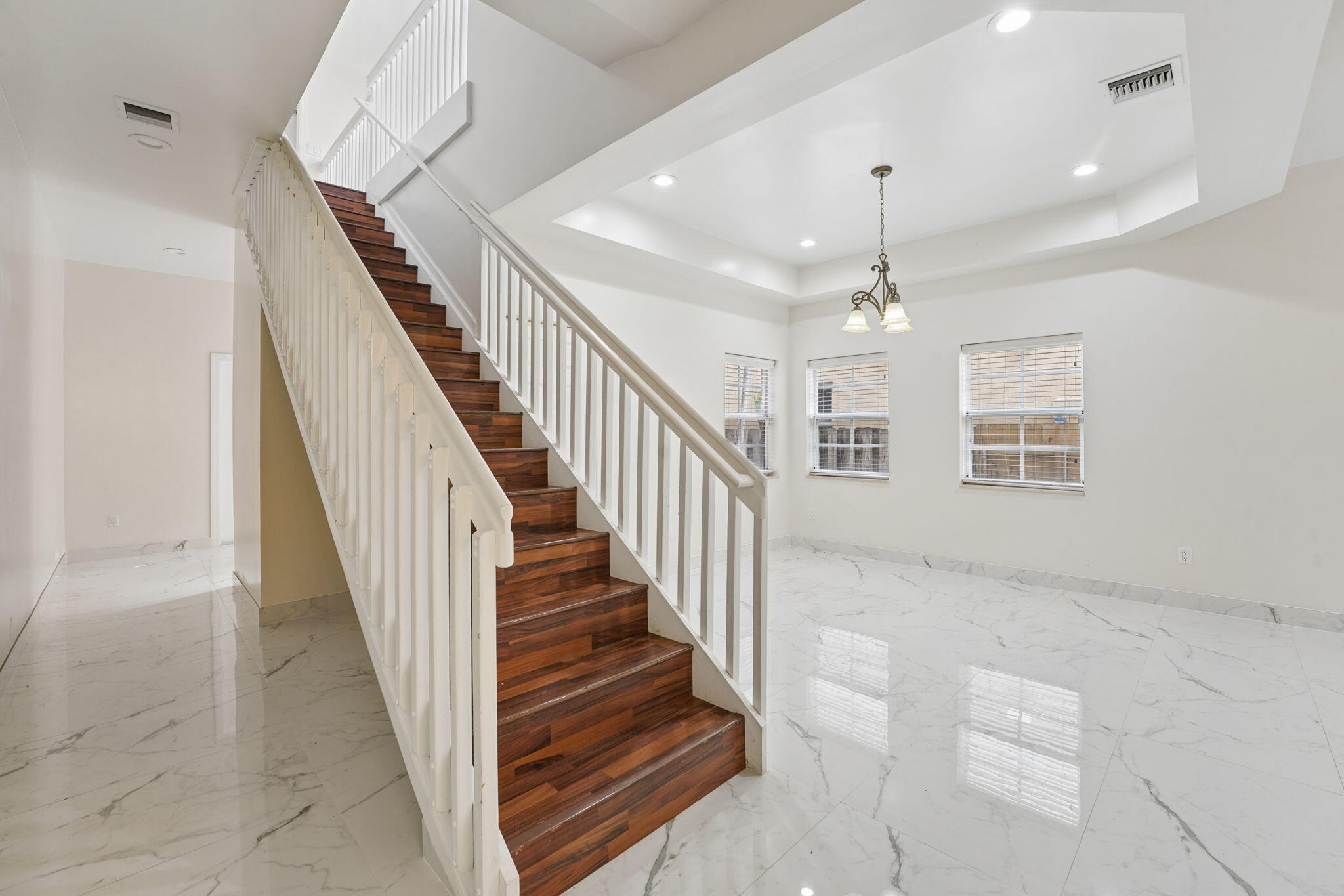 Tarpon River - Residential Lease