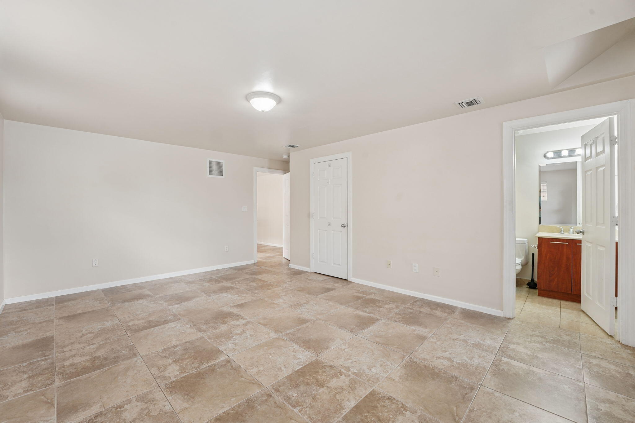 Tarpon River - Residential Lease