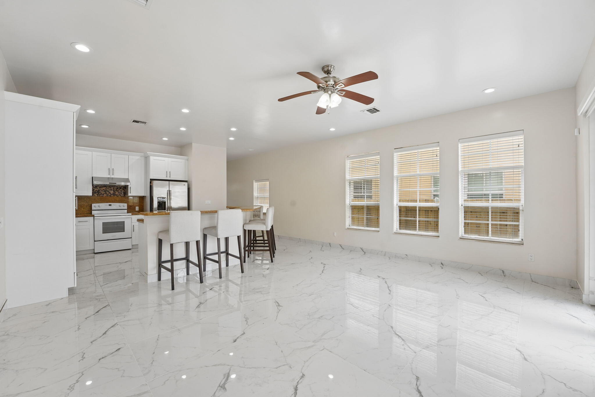 Tarpon River - Residential Lease
