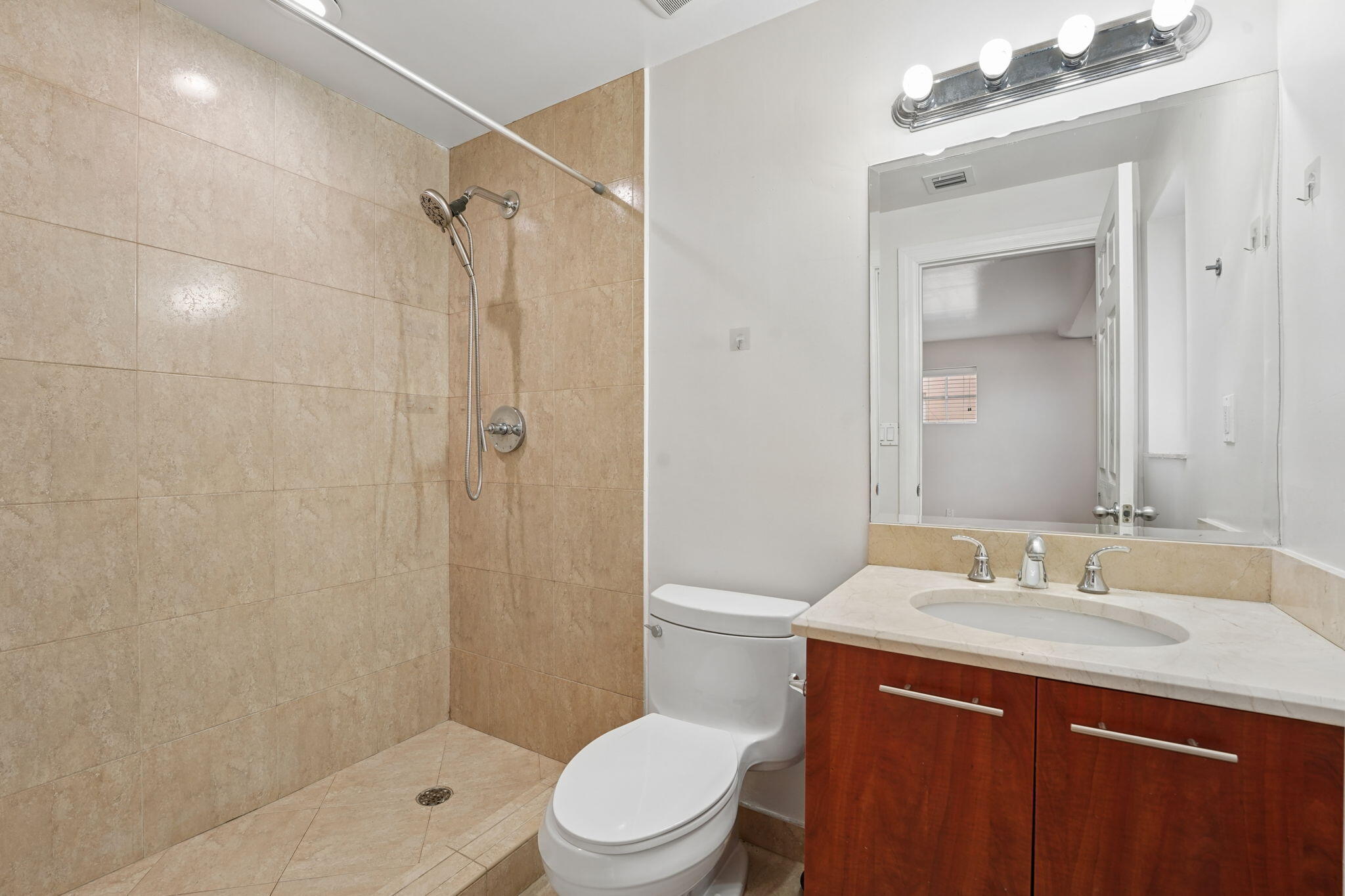 Tarpon River - Residential Lease