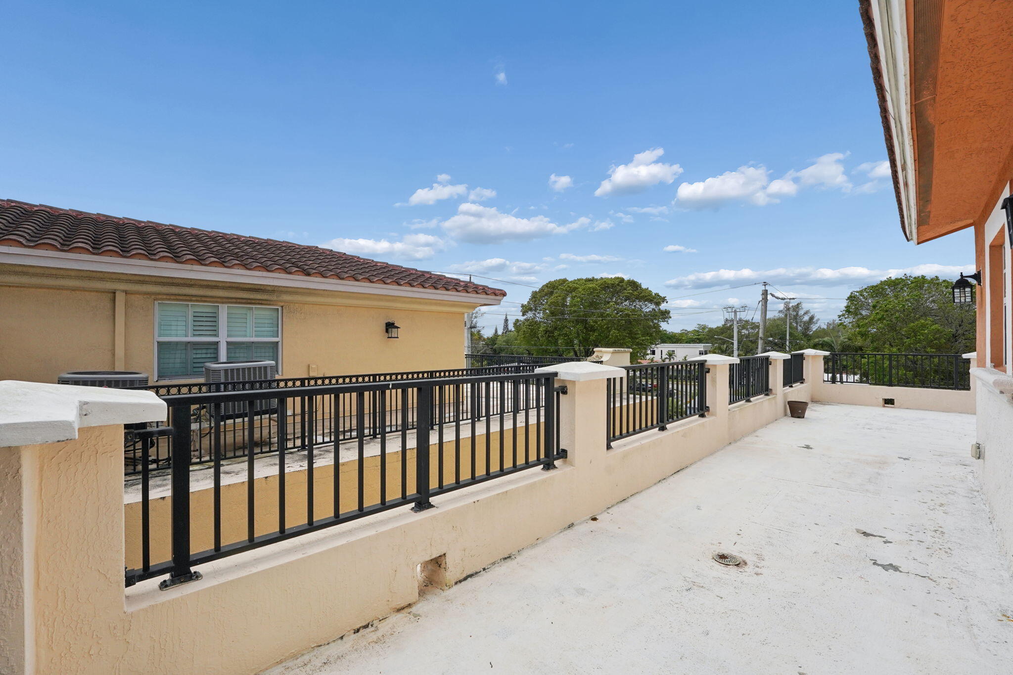 Tarpon River - Residential Lease