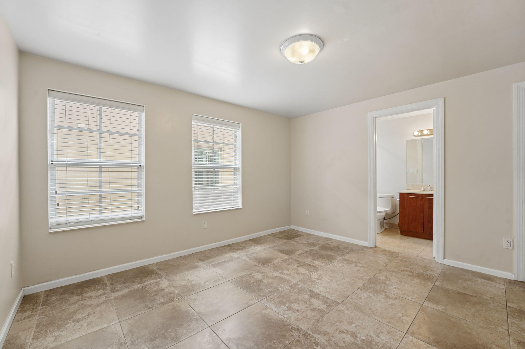 Tarpon River - Residential Lease