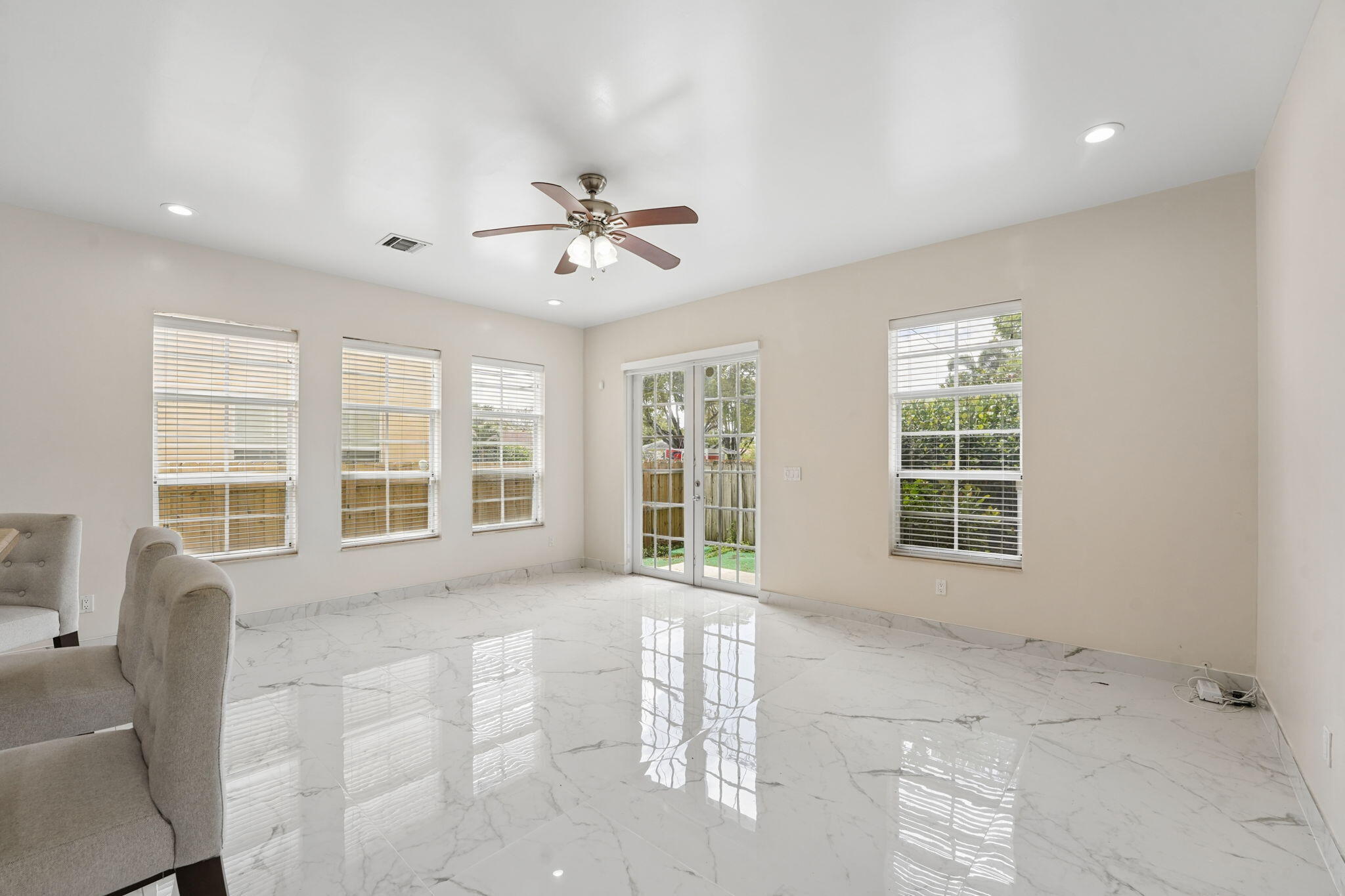 Tarpon River - Residential Lease