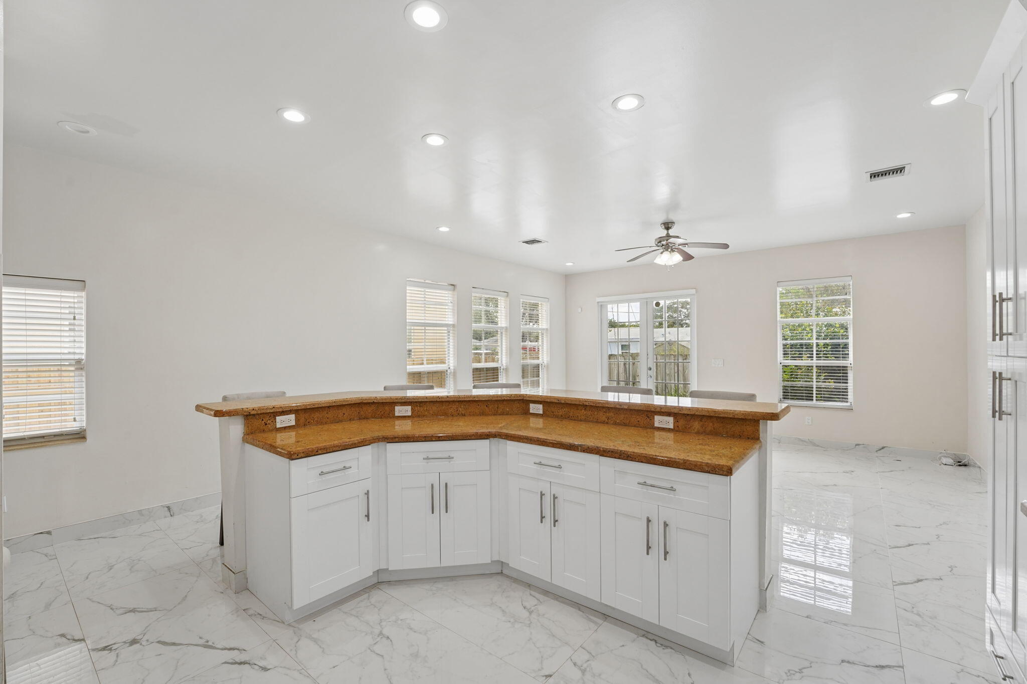 Tarpon River - Residential Lease