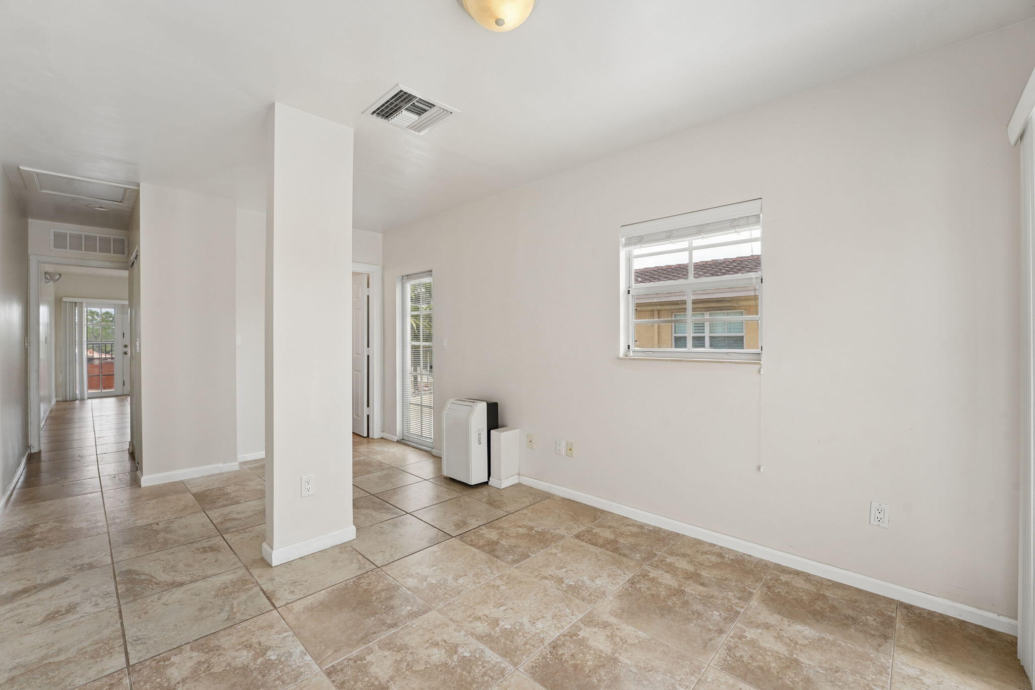 Tarpon River - Residential Lease