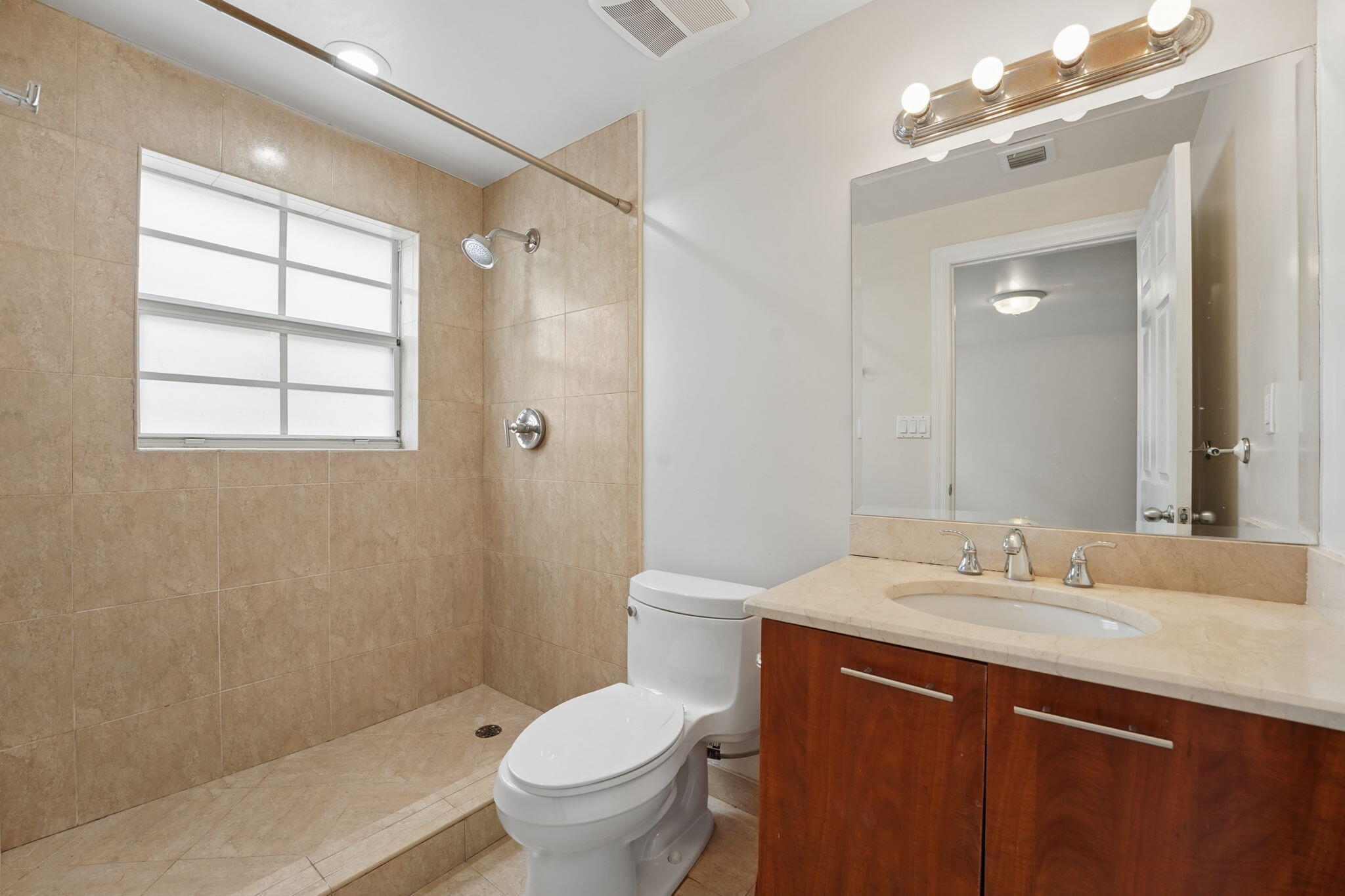 Tarpon River - Residential Lease