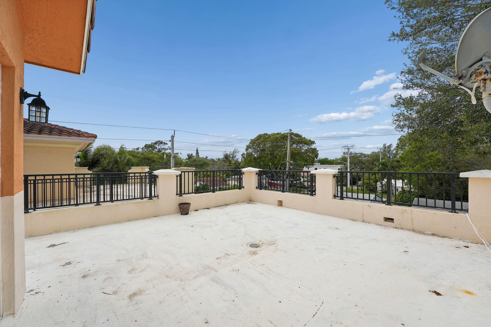 Tarpon River - Residential Lease