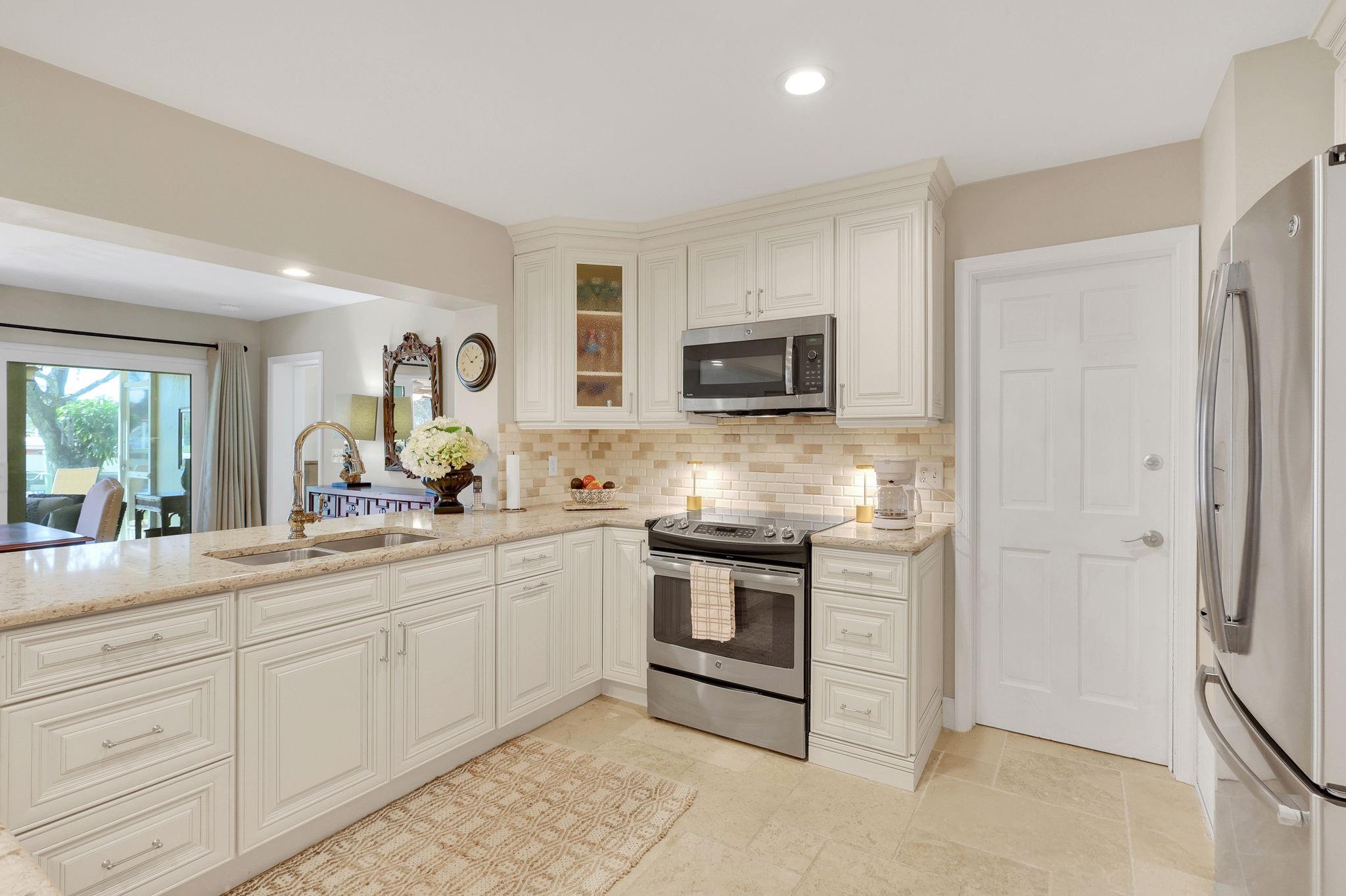 Beau Rivage - Residential
