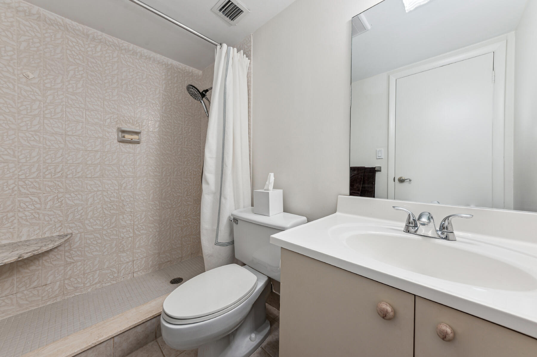 PORTOFINO SOUTH CONDO ESTATES OF SOUTH PALM BEA - Residential Lease