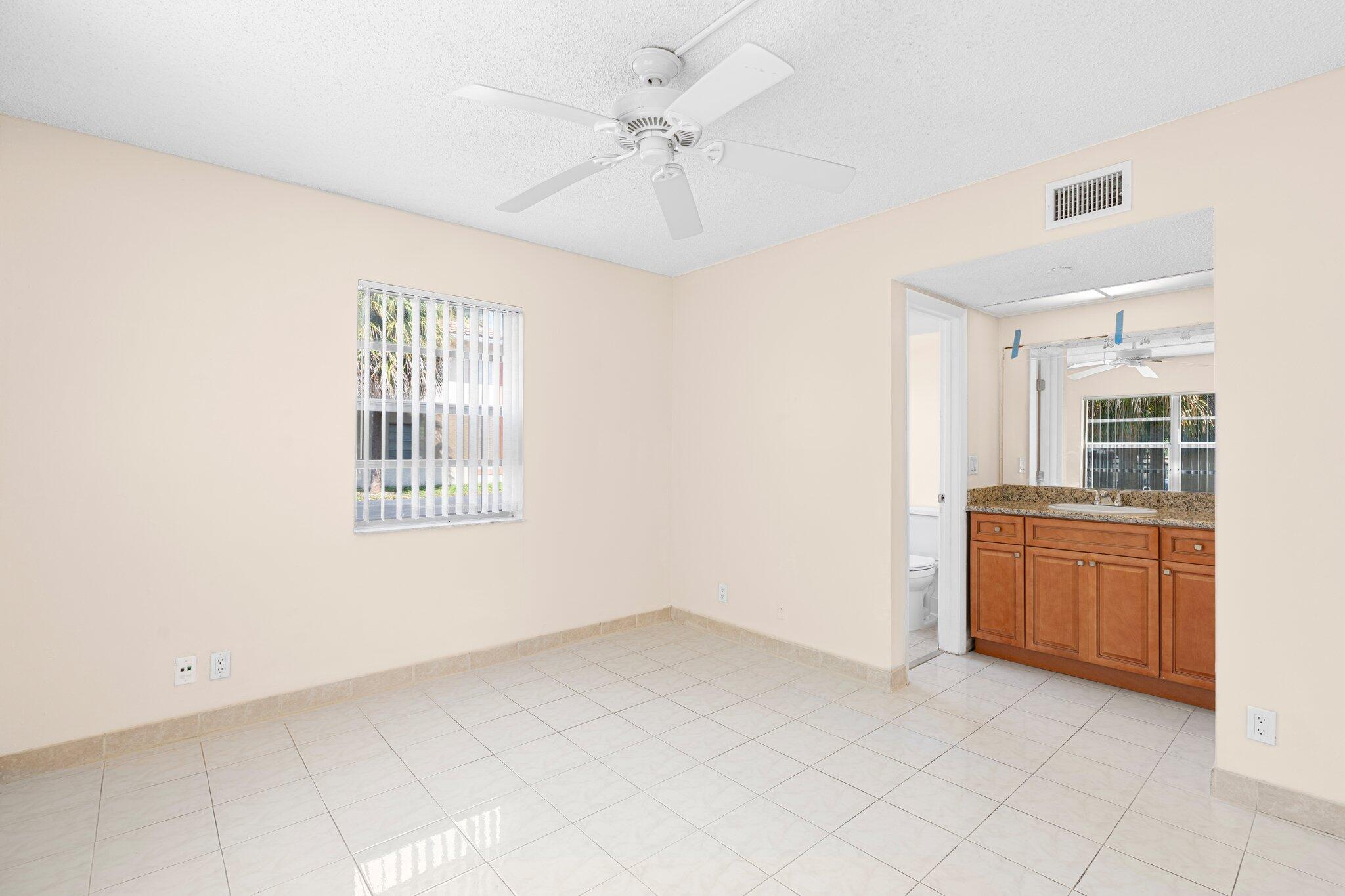 COUNTRY GARDENS CONDO - Residential Lease