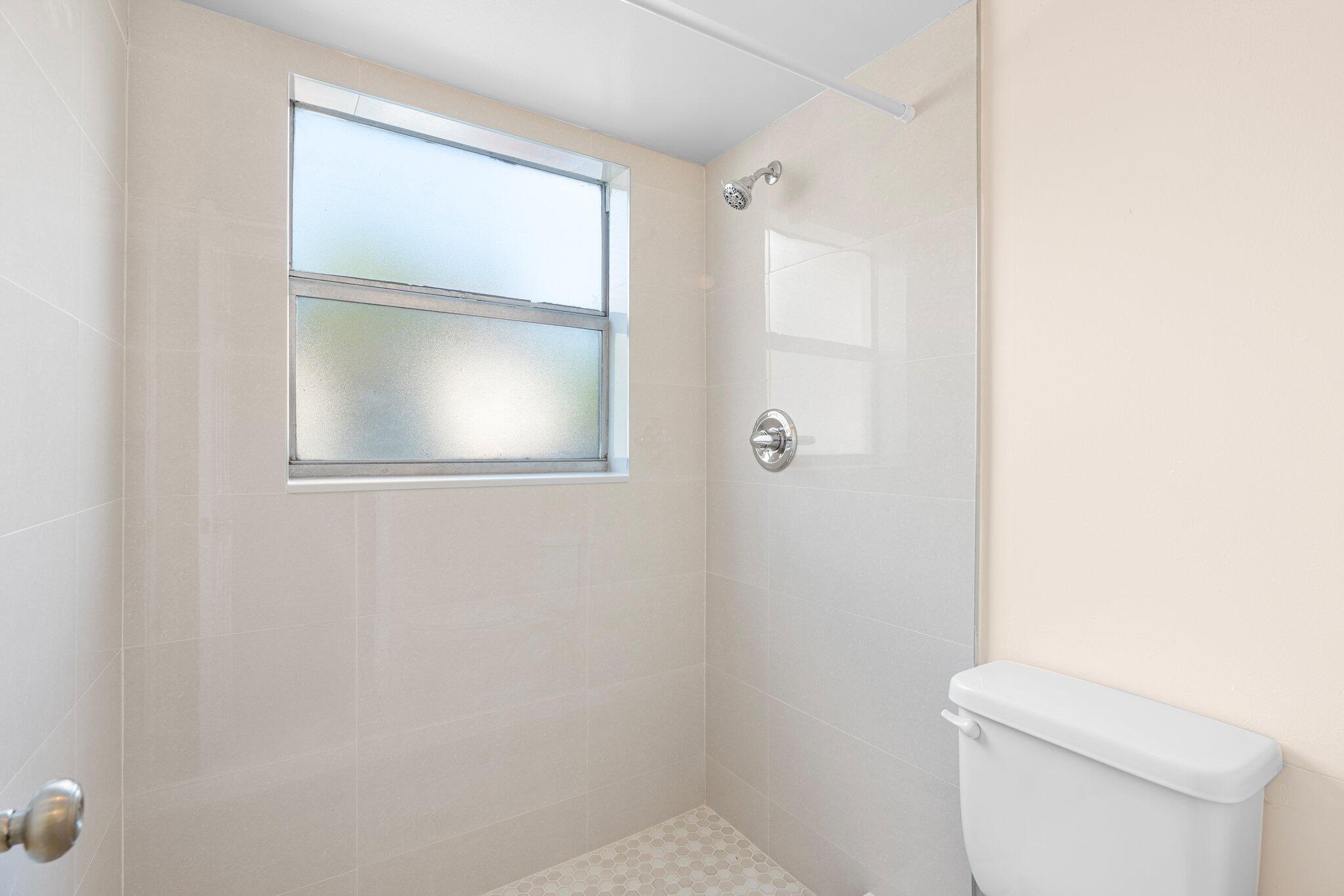 COUNTRY GARDENS CONDO - Residential Lease