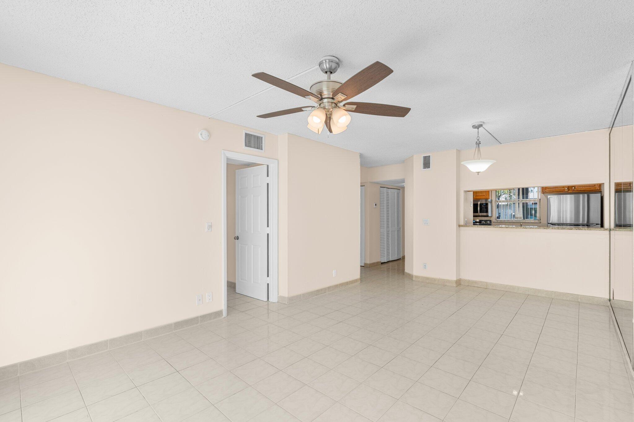 COUNTRY GARDENS CONDO - Residential Lease