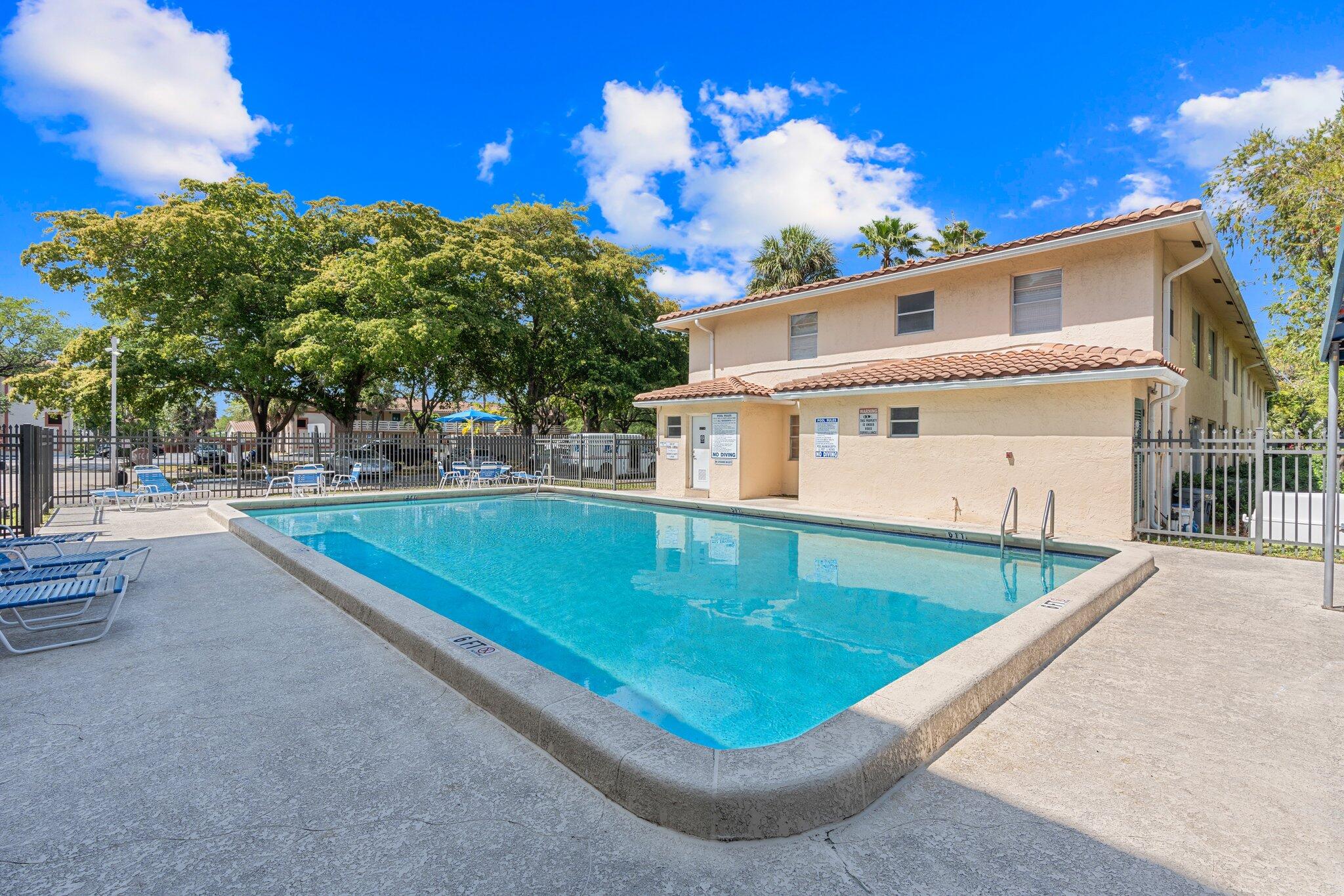 COUNTRY GARDENS CONDO - Residential Lease