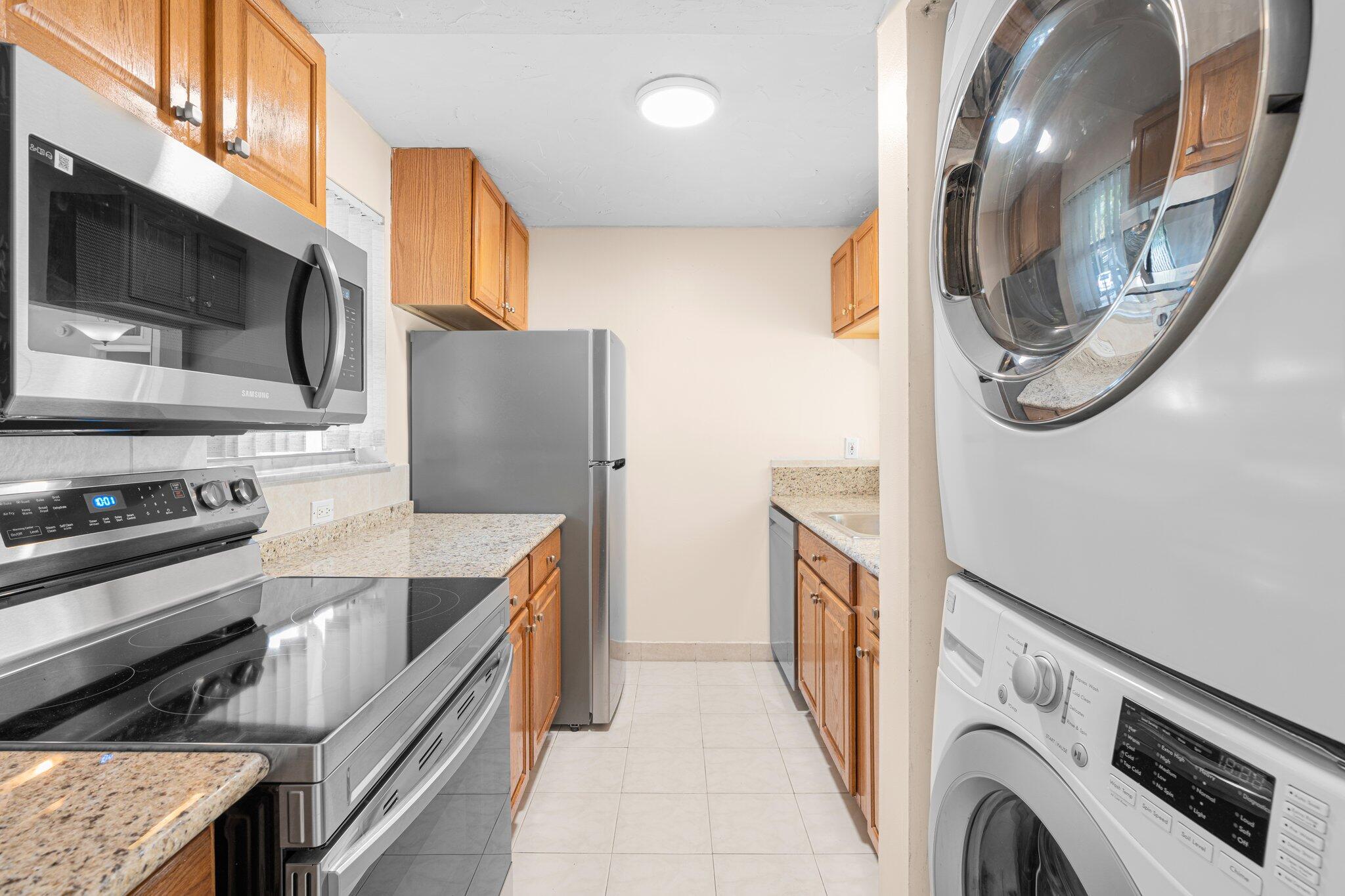 COUNTRY GARDENS CONDO - Residential Lease